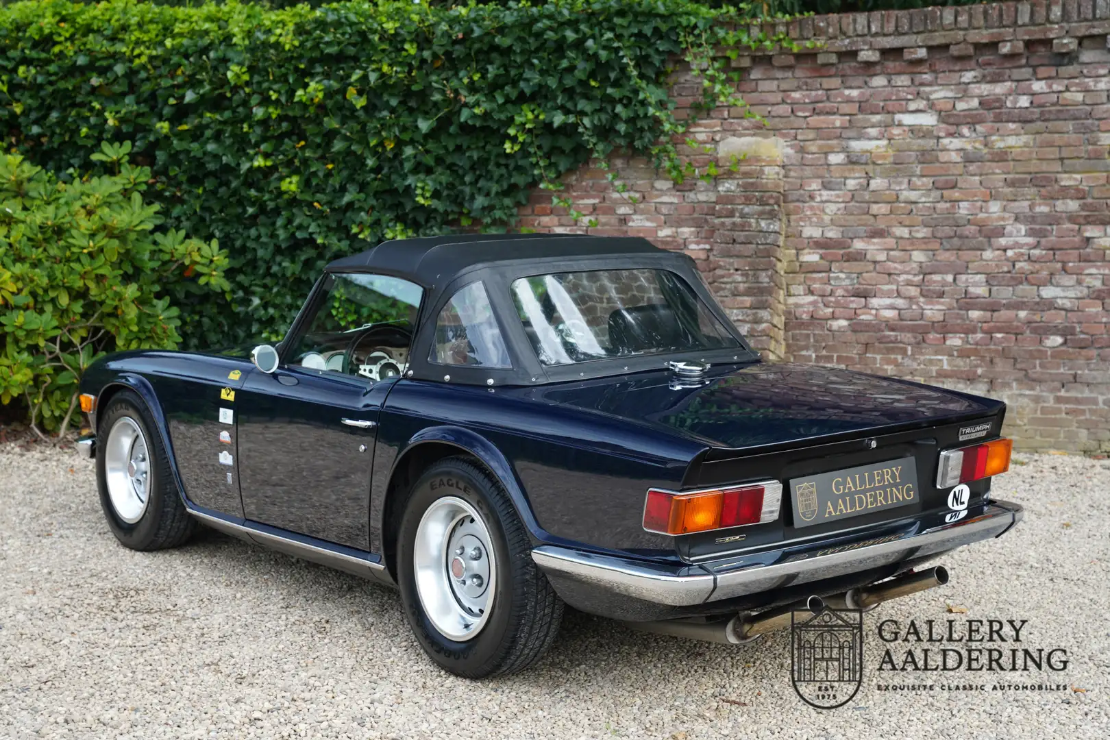 Triumph TR6 Overdrive Restored condition, leather seats Blauw - 2