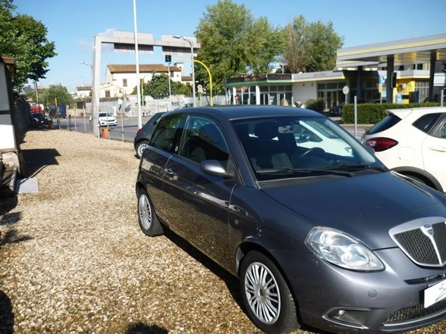 Lancia Ypsilon Ypsilon II 2007 1.4 8v Argento ecochic Gpl Grigio - 2