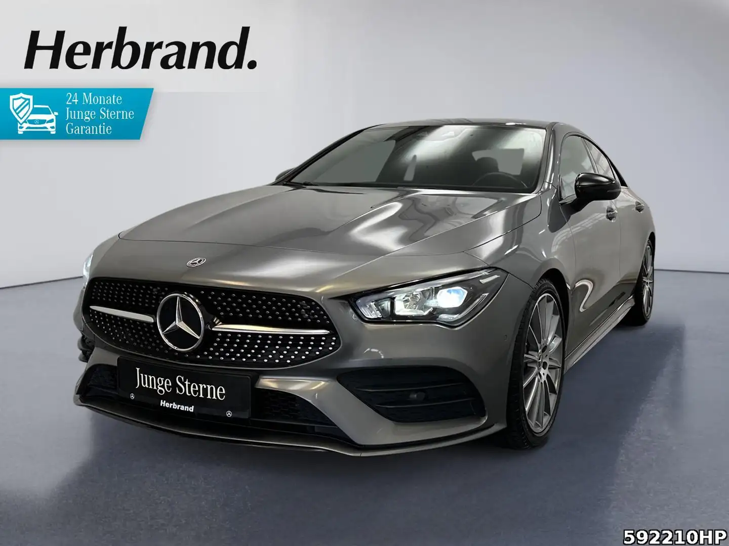 Mercedes-Benz CLA 200 Coupé AMG Line Night LED Kamera CarPlay Gris - 1