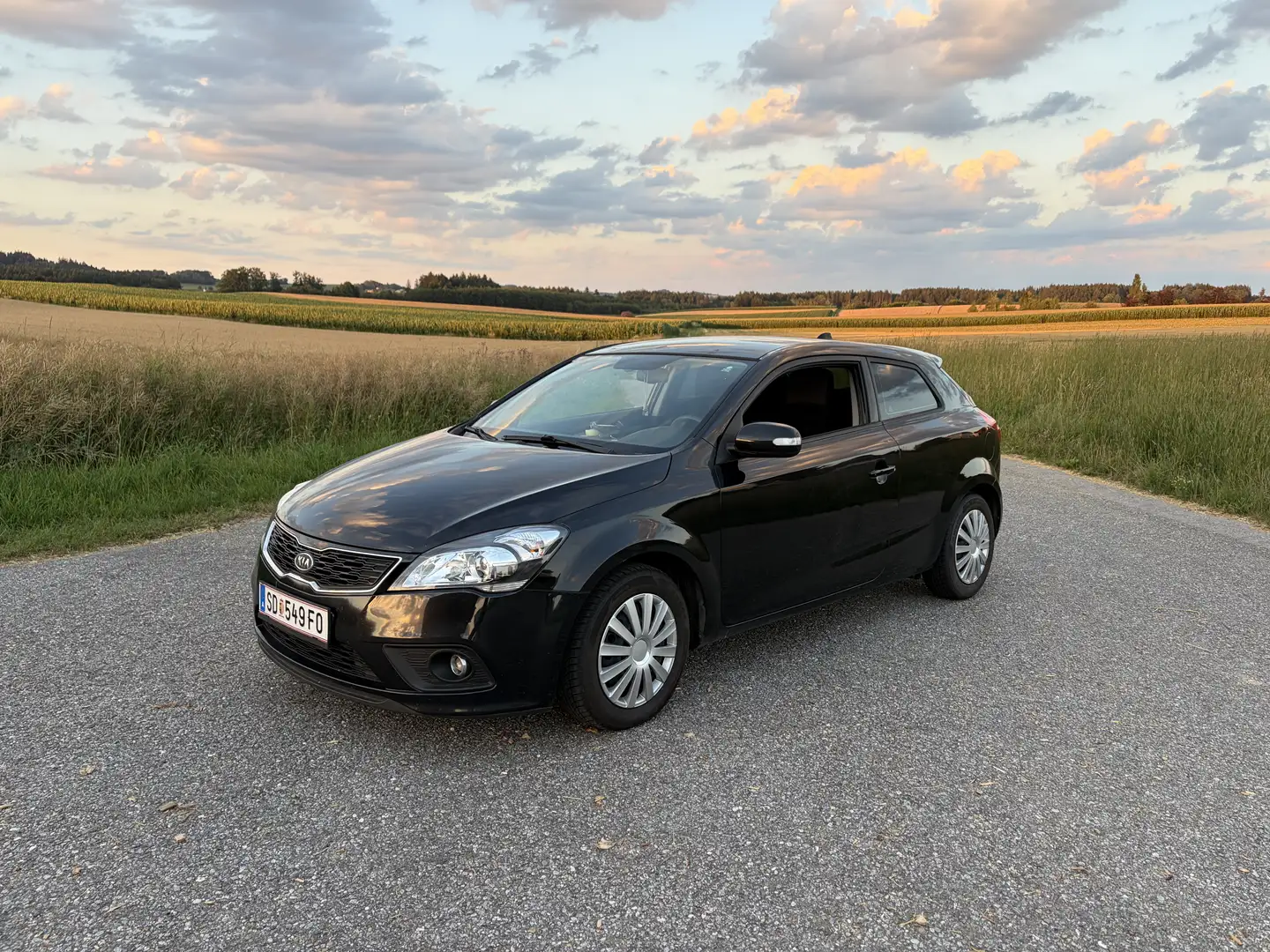 Kia ProCeed / pro_cee'd pro cee'd 1,6 CRDi Active Surf & Drive DPF ISG - 1