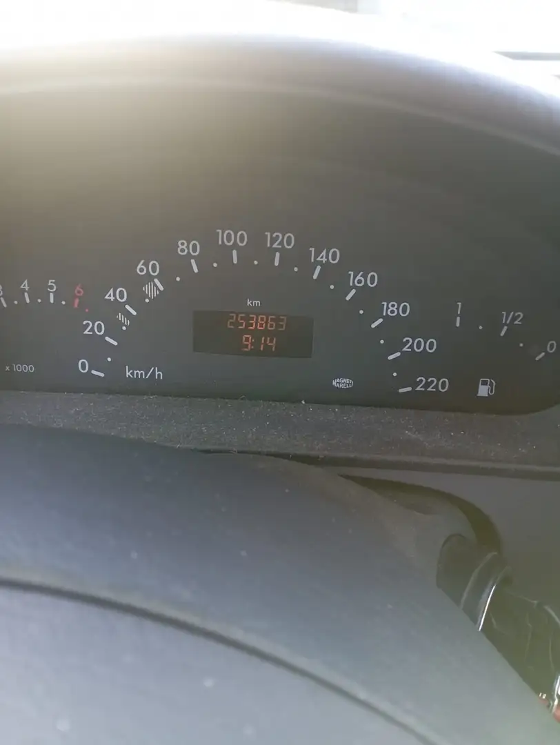 Mercedes-Benz A 140 Classic FL - 2