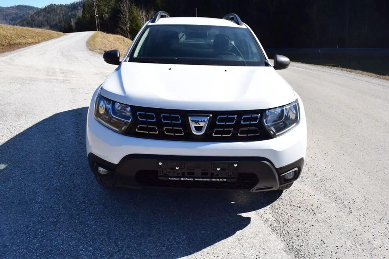 Dacia Duster 1,5 blue dci comfort mit garantie allrad duster Weiß - 1