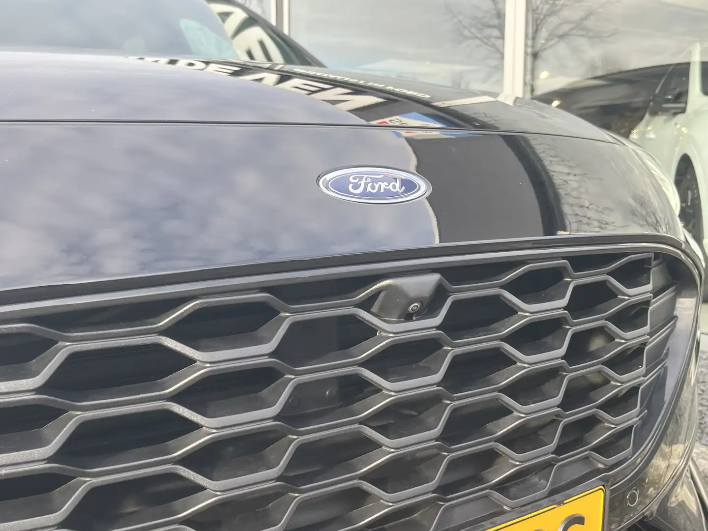 Ford Kuga 2.5 PHEV ST-Line X 225pk/165kW e-CVT Automaat | Af Negro - 2