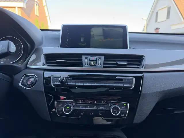 BMW X1 view 22