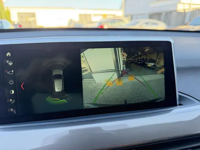 BMW X1 view 8
