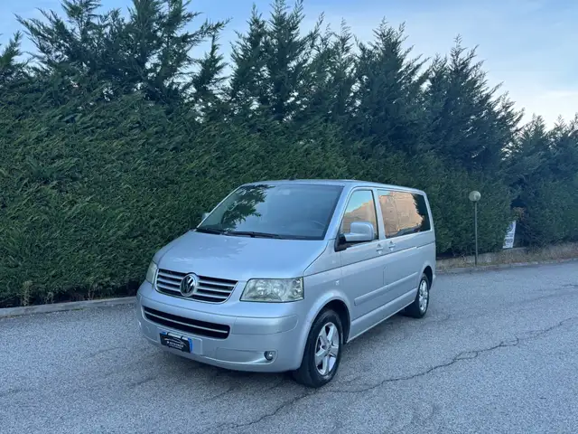 Volkswagen T6 Multivan Multivan 2.5 TDI/130CV Trendline