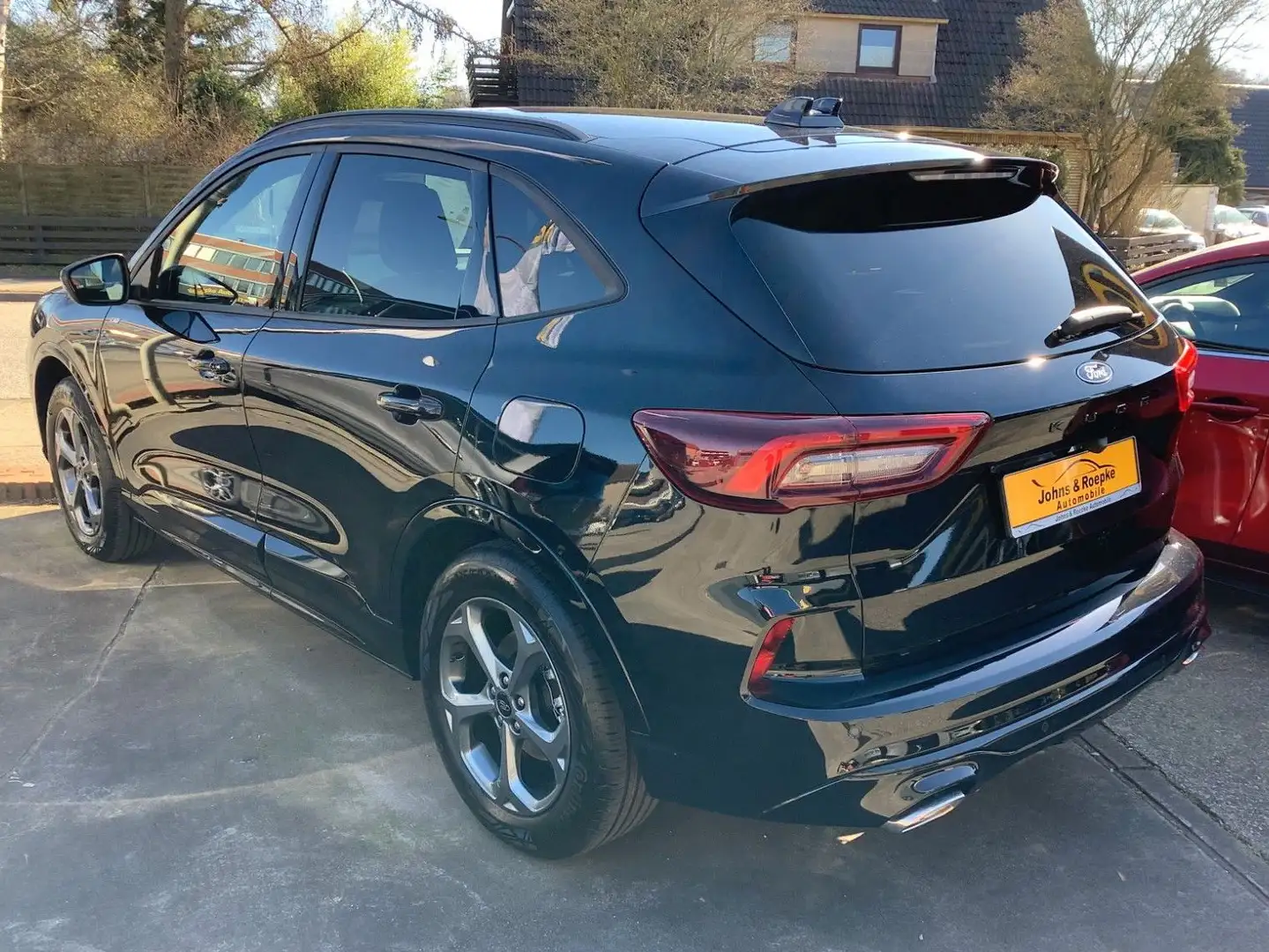 Ford Kuga 1.5 ST-Line Automatik / NAVI / KAMERA / Nero - 2