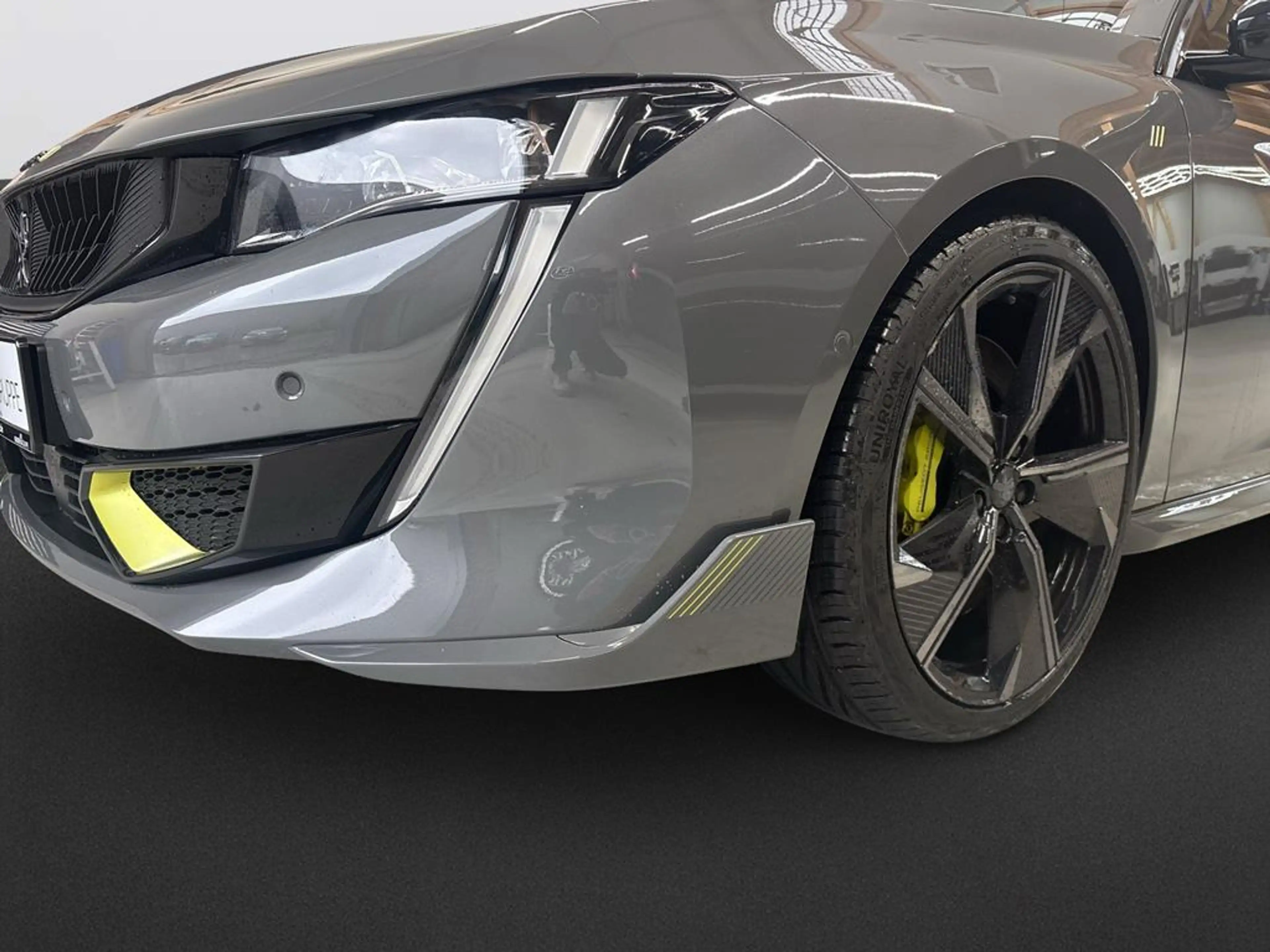 Peugeot 508 SW Hybrid4 360 PSE — photo 9