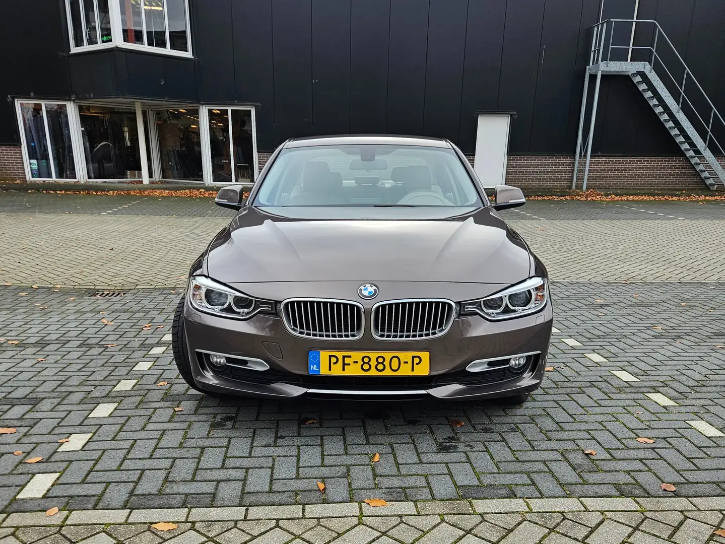 BMW 318 318 Executive Bruin - 2