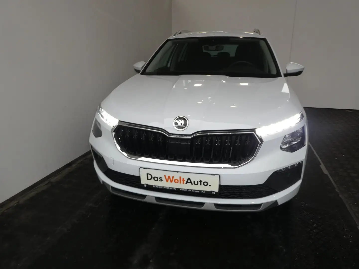 Skoda Kamiq Selection TSI DSG Weiß - 2