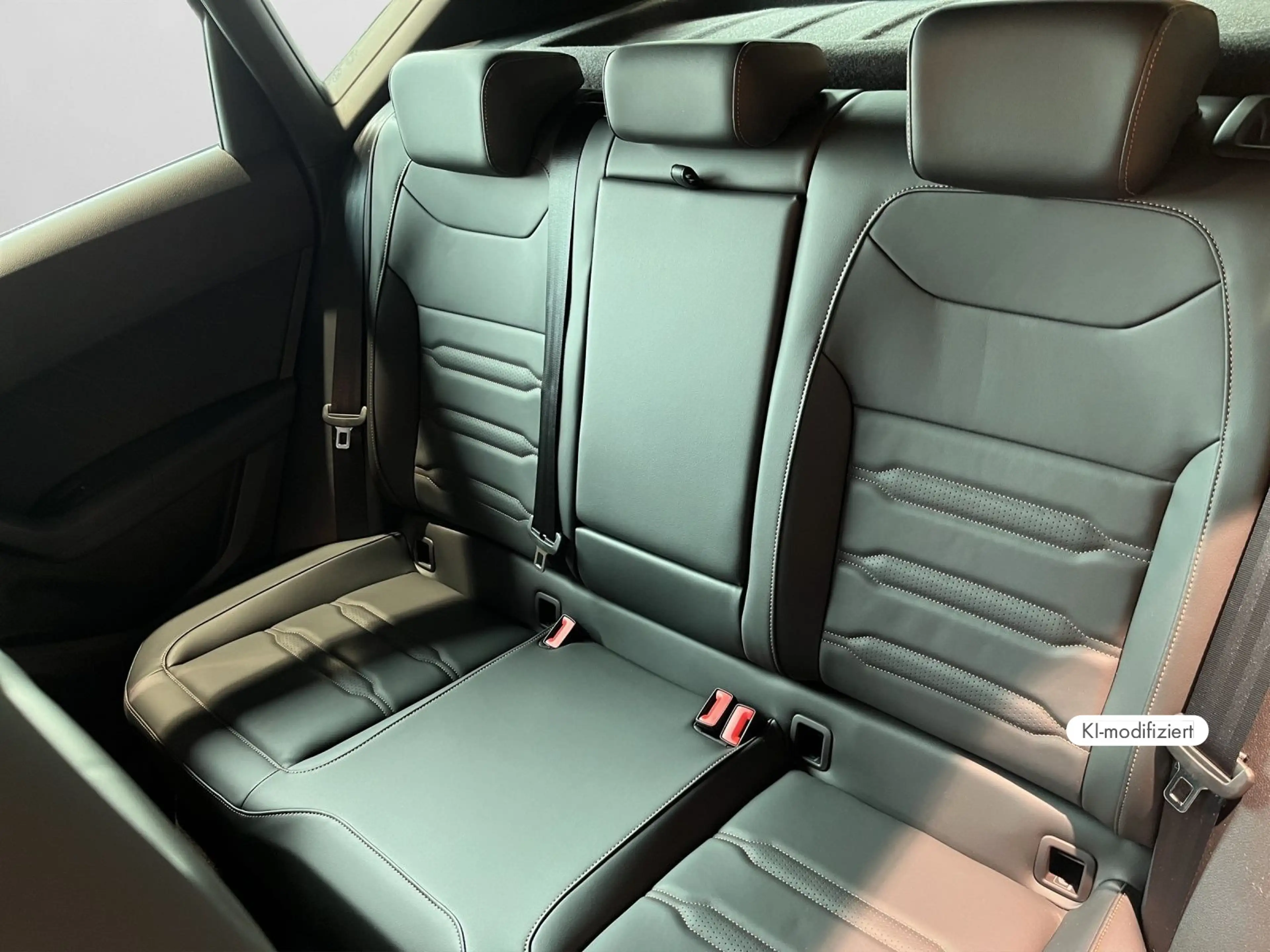 CUPRA Ateca VZ  2,0 TSI 221 kW / 300 PS 7-Gang-DSG 4Dr — photo 12