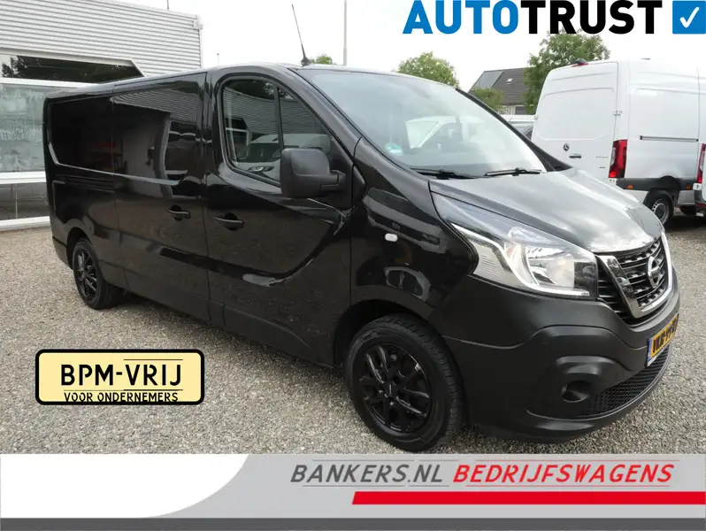Nissan NV300