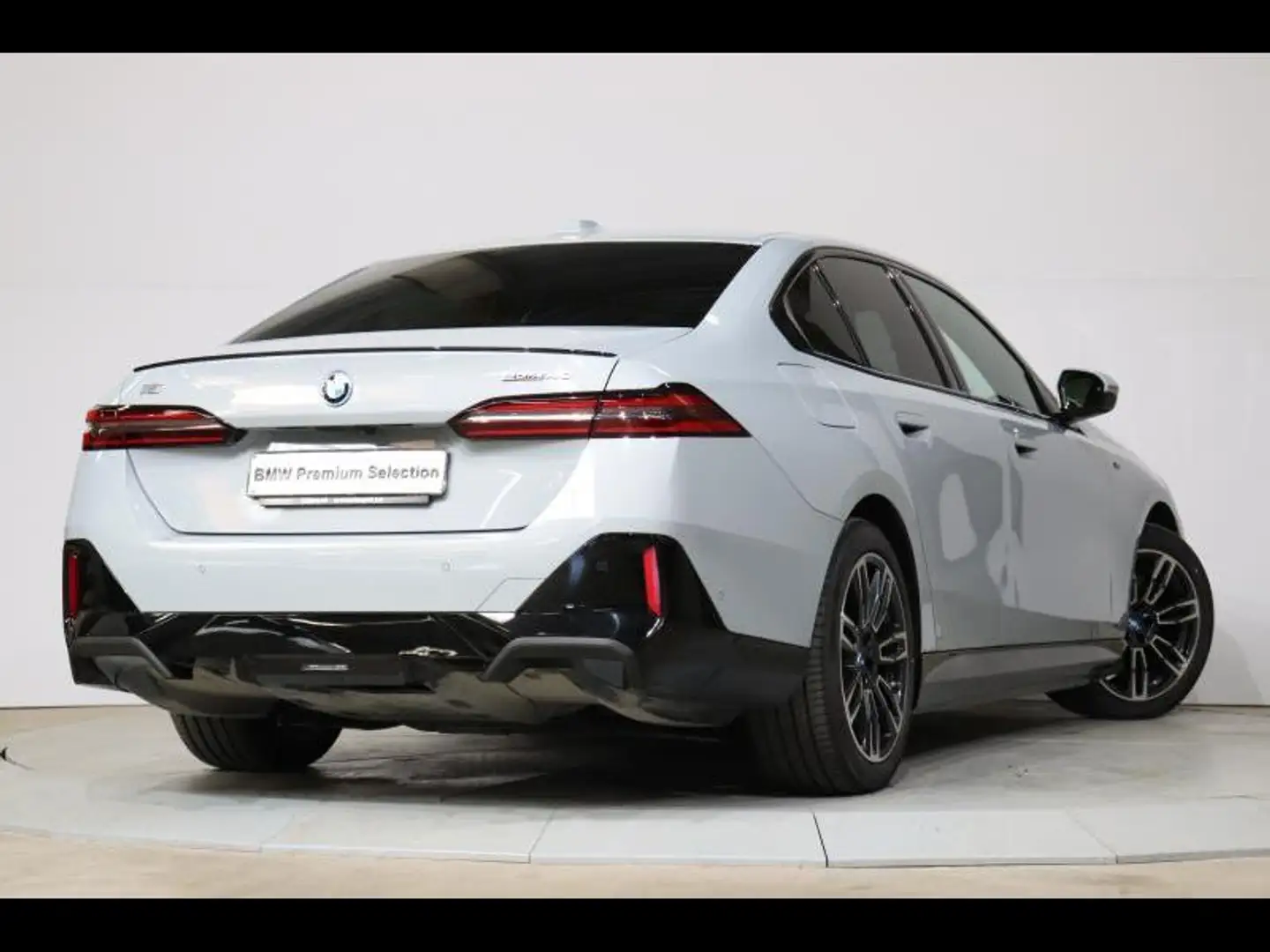 BMW i5 eDrive40 Berline Kit M Sport Gris - 2