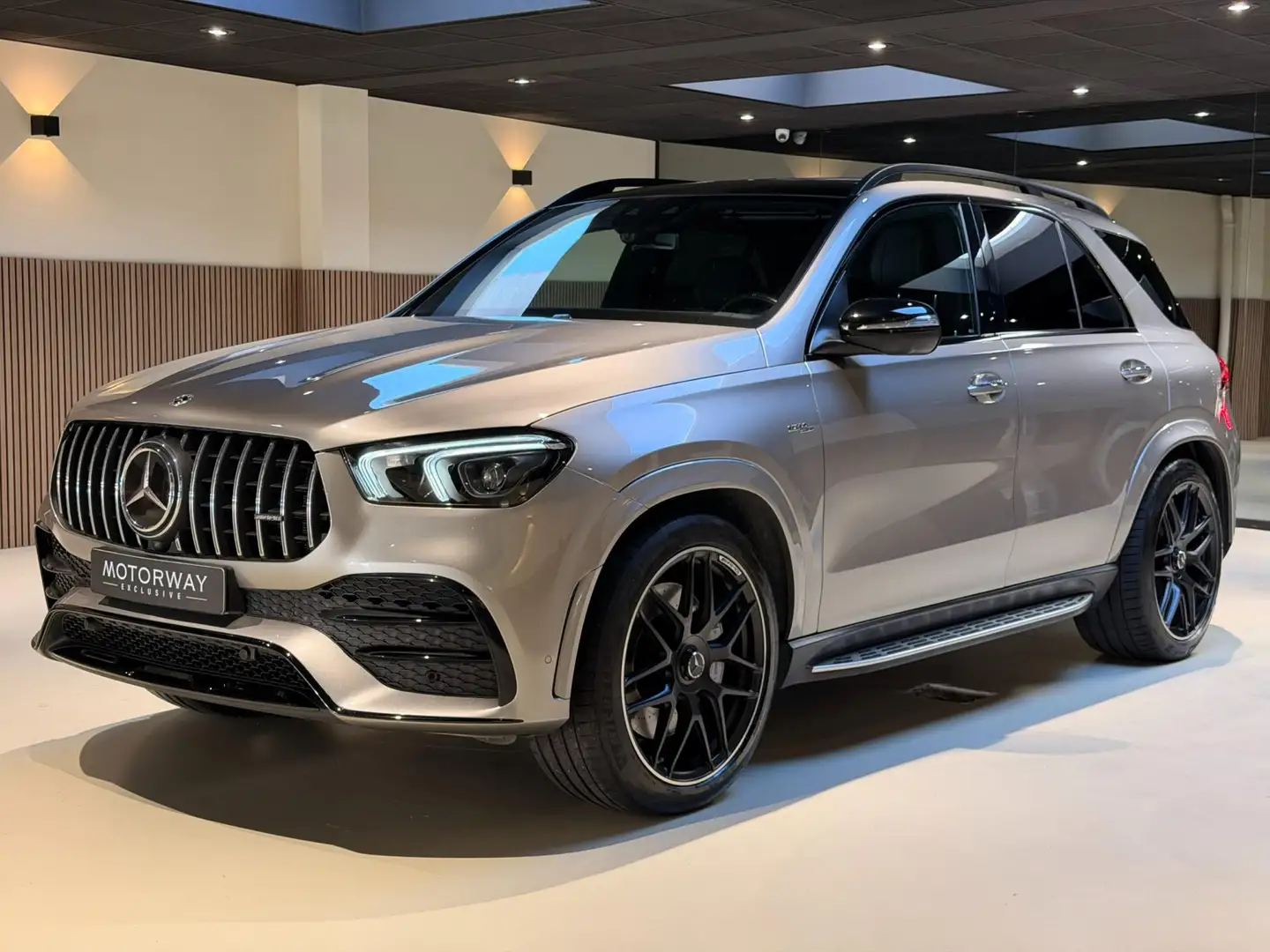 Mercedes-Benz GLE 53 AMG 4MATIC+ |PANO|HUD|BURMESTER |360|BOMVOL Grijs - 1