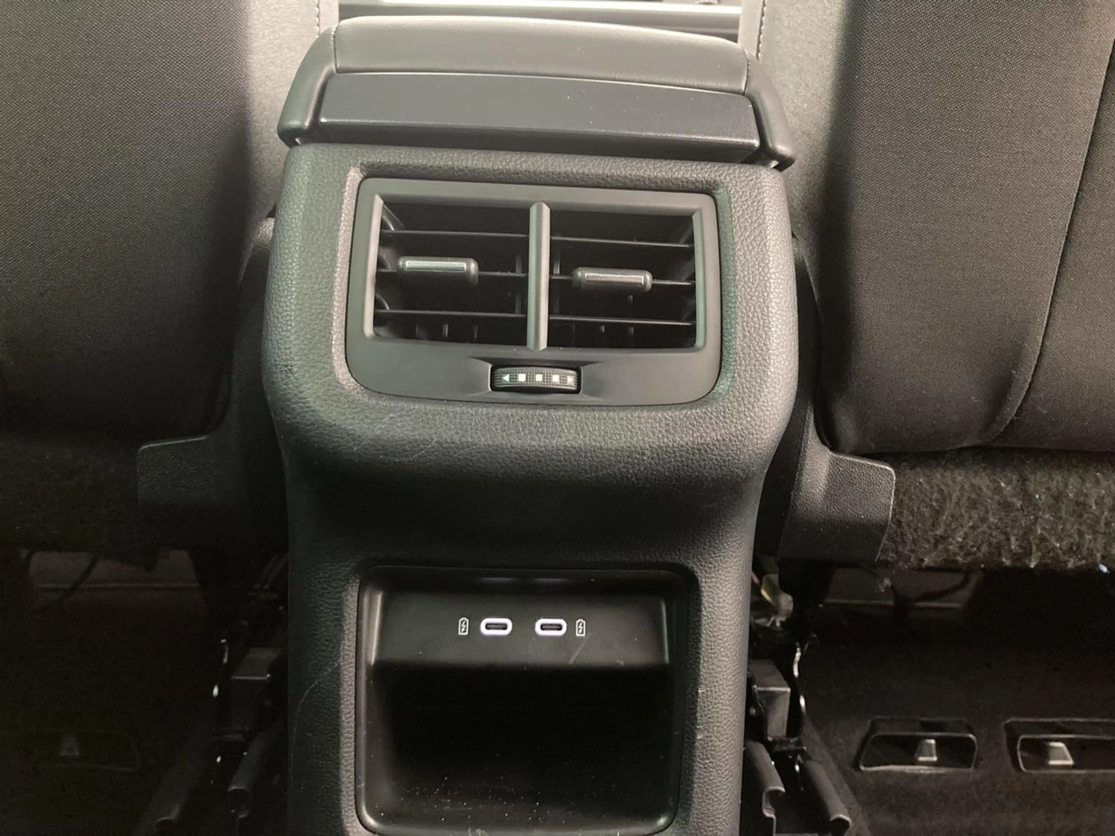 SEAT Ateca Move! 1.0 TSI 110ch (81kW) 6v — photo 15