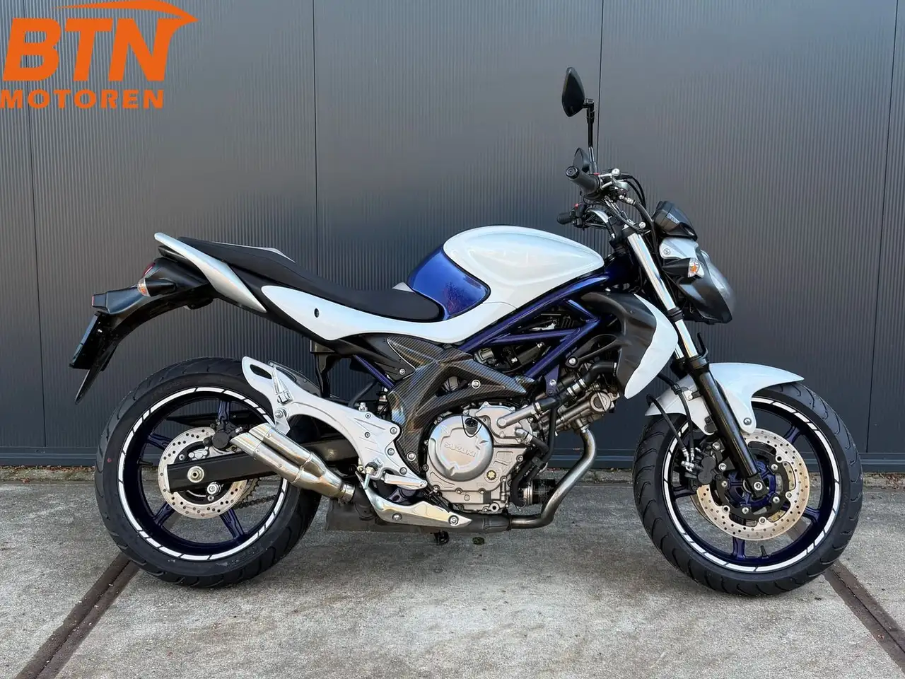 Suzuki Gladius 650