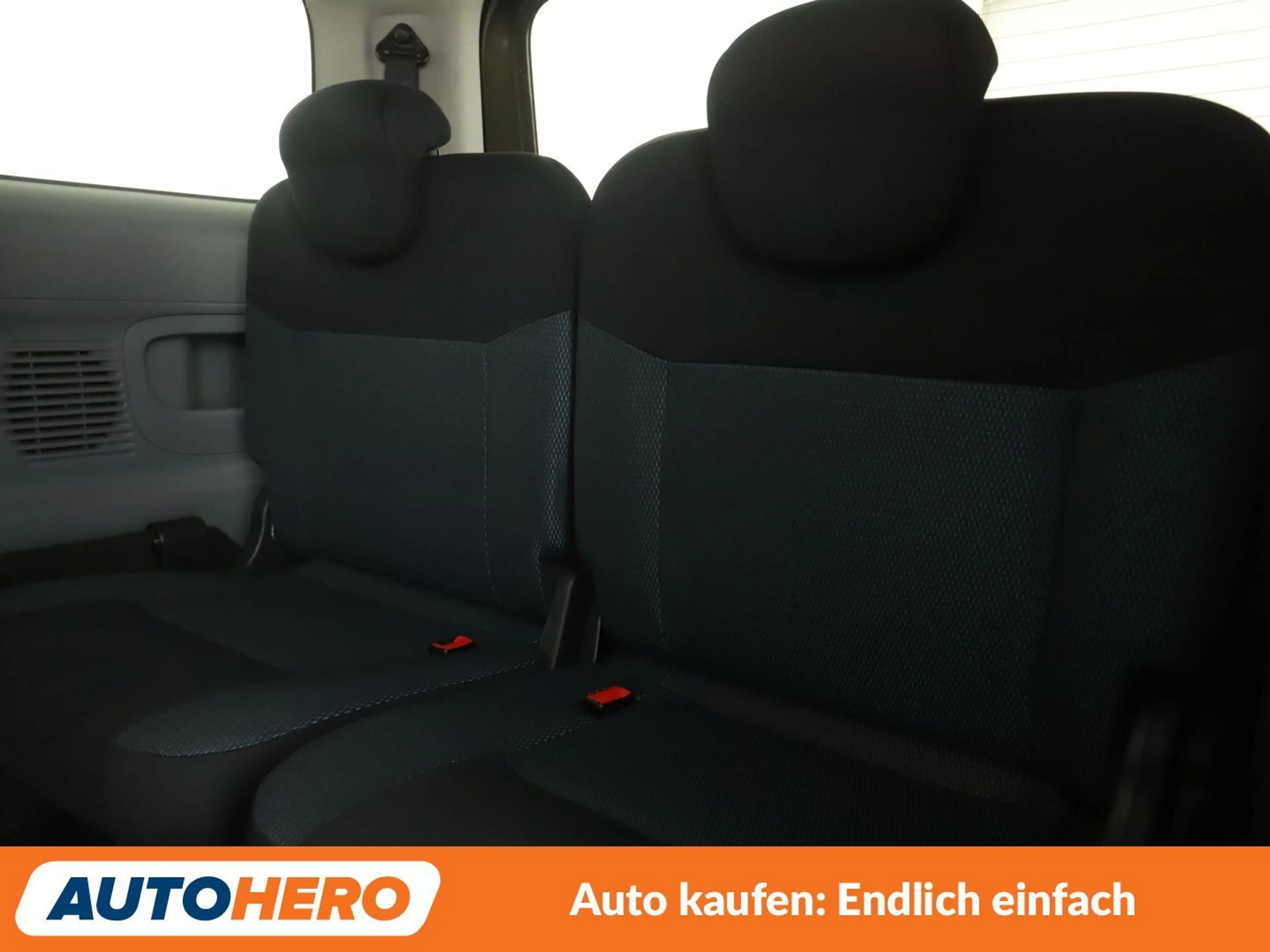 Nissan Evalia 1.5 dCi Evalia Tekna*NAVI*TEMPO*CAM* — photo 12