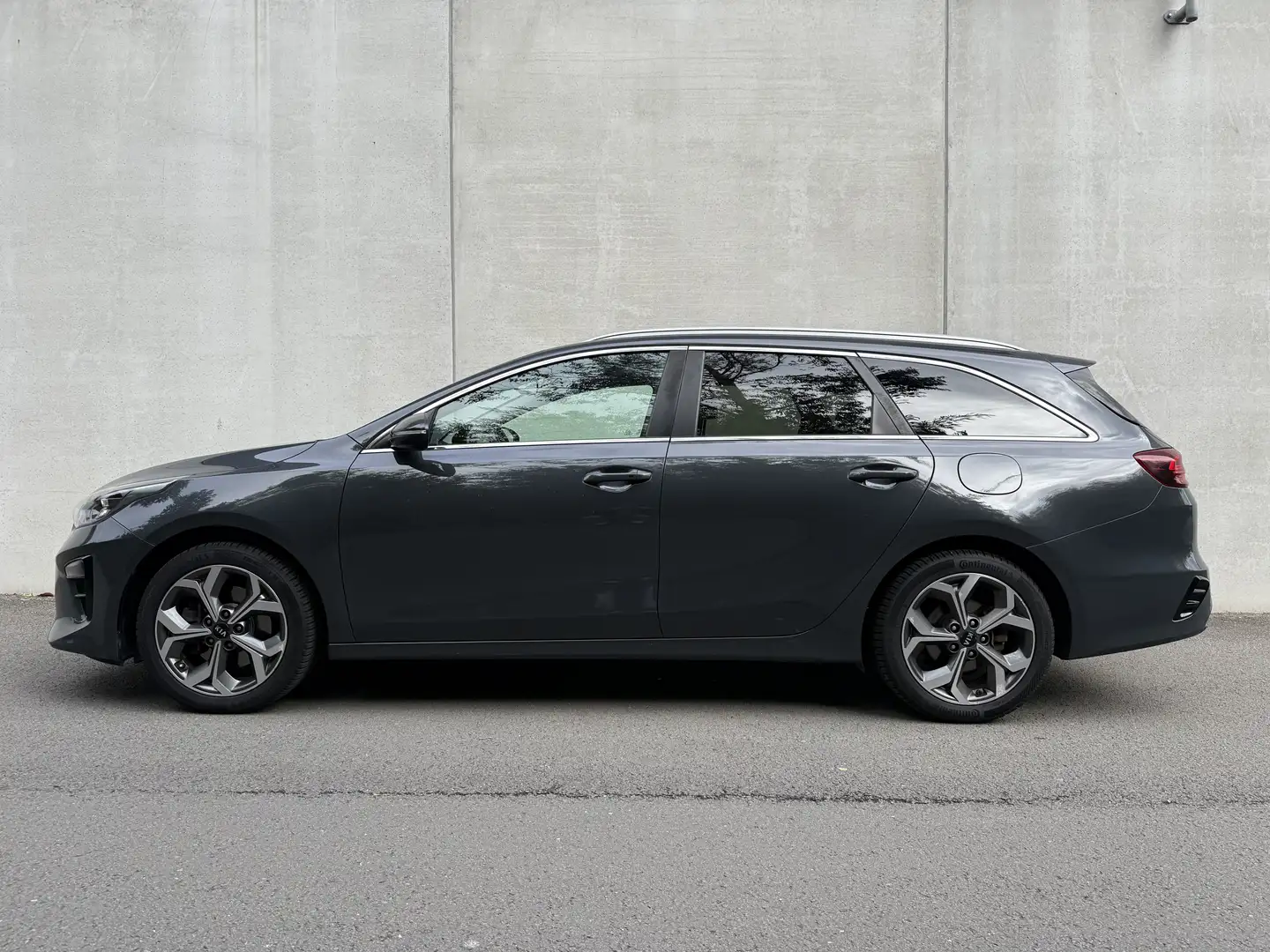 Kia Ceed SW / cee'd SW 1.0 T-GDi GT-Line ! Gris - 2