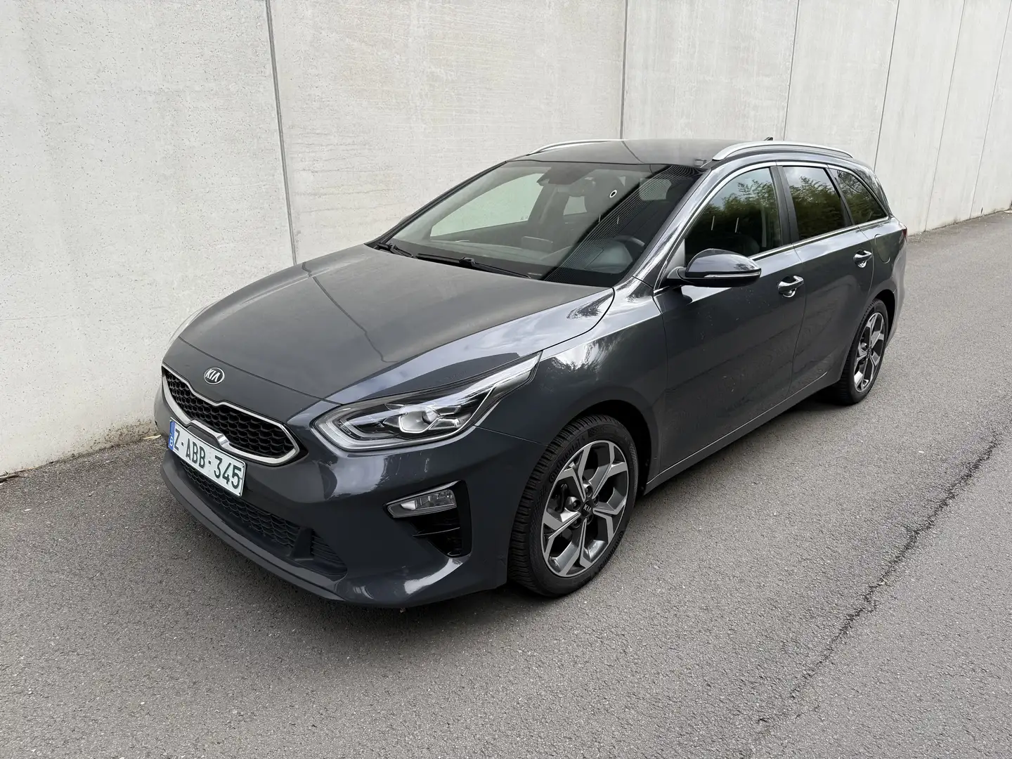 Kia Ceed SW / cee'd SW 1.0 T-GDi GT-Line ! Gris - 1
