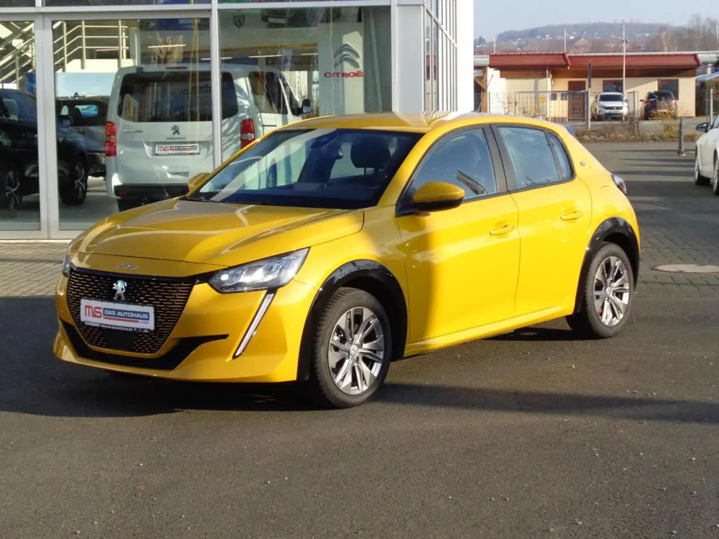 Peugeot 208 Elektromotor 136 Active Jaune - 1