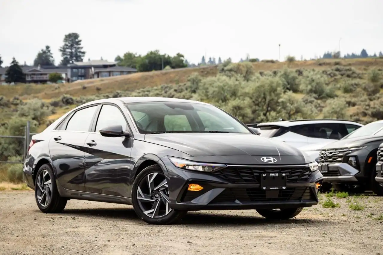 2026 Hyundai ELANTRA