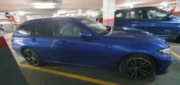 330e xDrive Touring