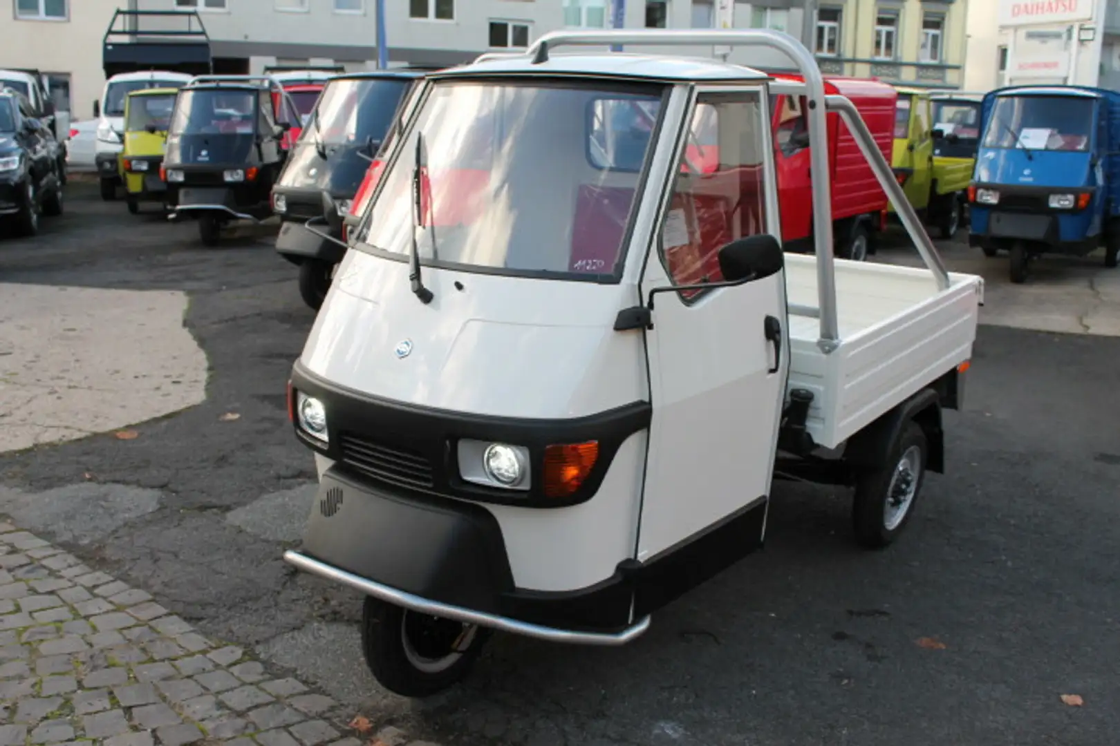 Piaggio Ape 50 Cross Country LED Wit - 2