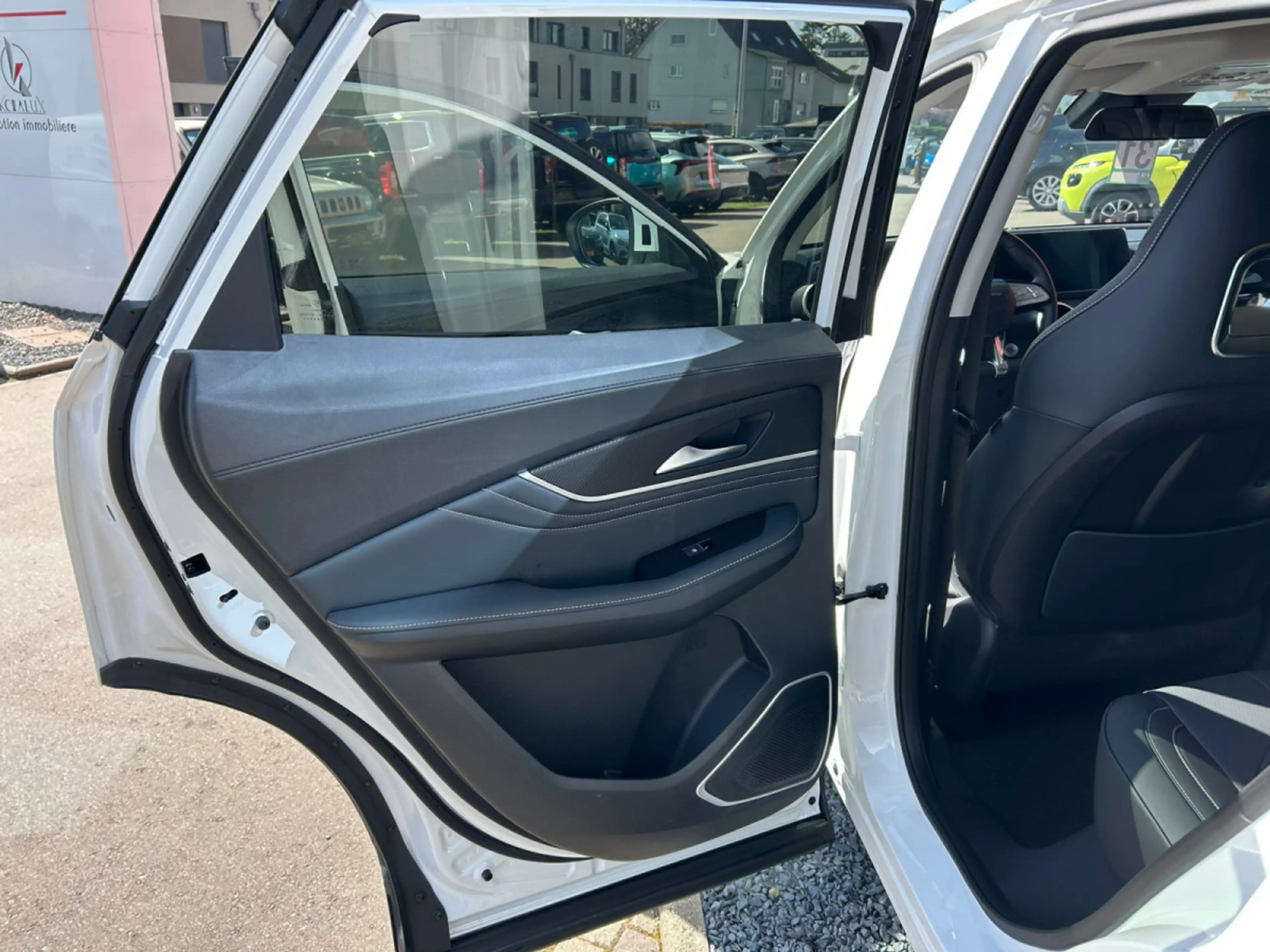 Forthing T5 Evo 1.5 HEV  1.5 FULL HYBRID — photo 15