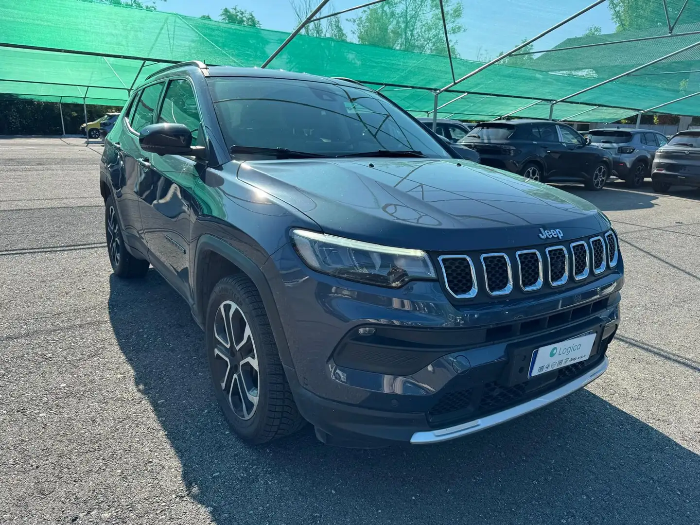 Jeep Compass 1.3 Turbo T4 PHEV Limited Blauw - 1