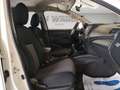 Mitsubishi L200 d.cab 2.3d Invite 4wd 150cv Blanco - thumbnail 12