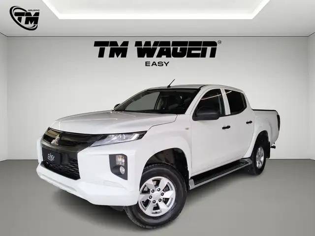 Mitsubishi L200 d.cab 2.3d Invite 4wd 150cv