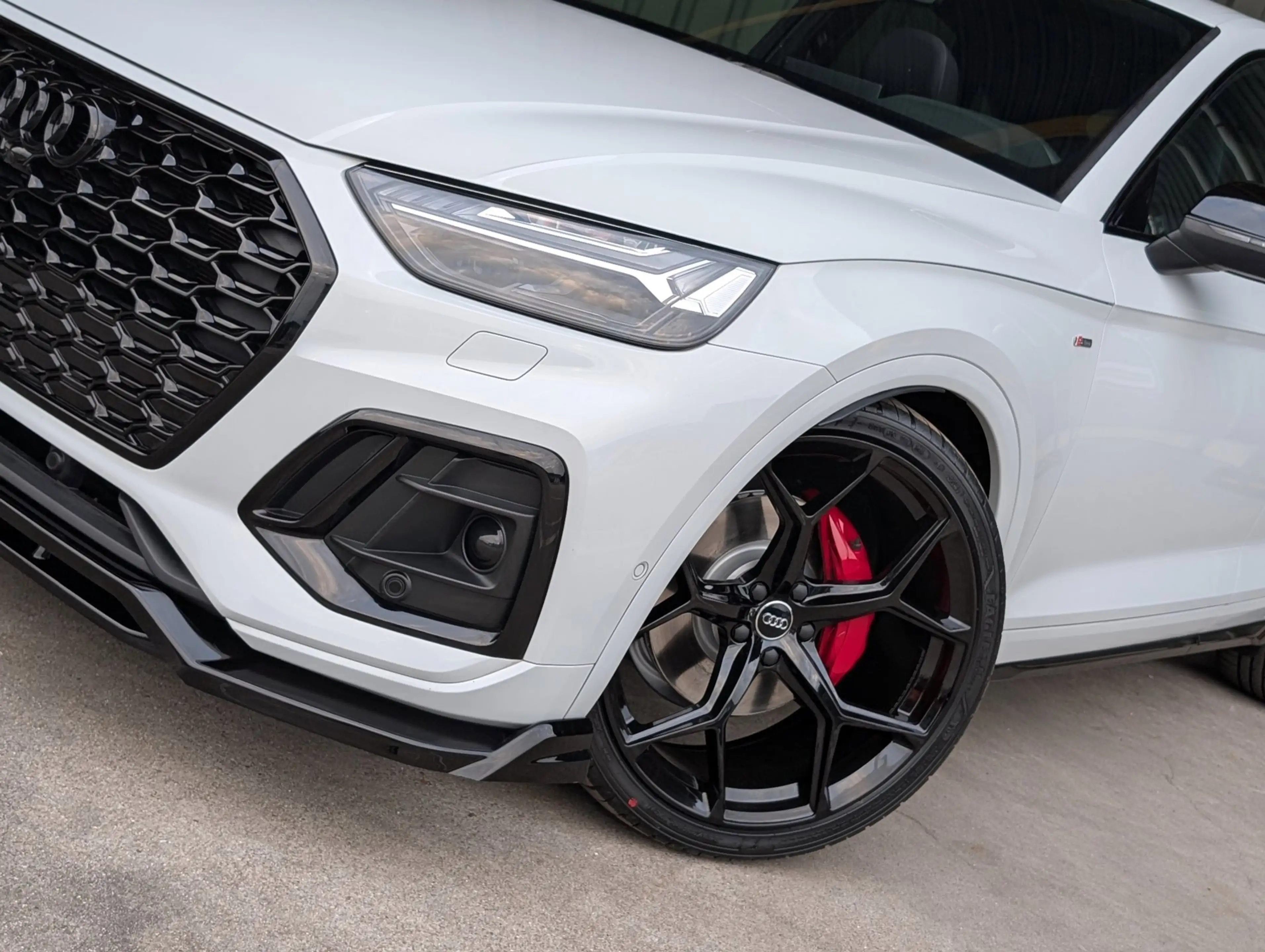 Audi Q5 Sportback 50 TFSI e S edition Competition SQ5 Stij — photo 15