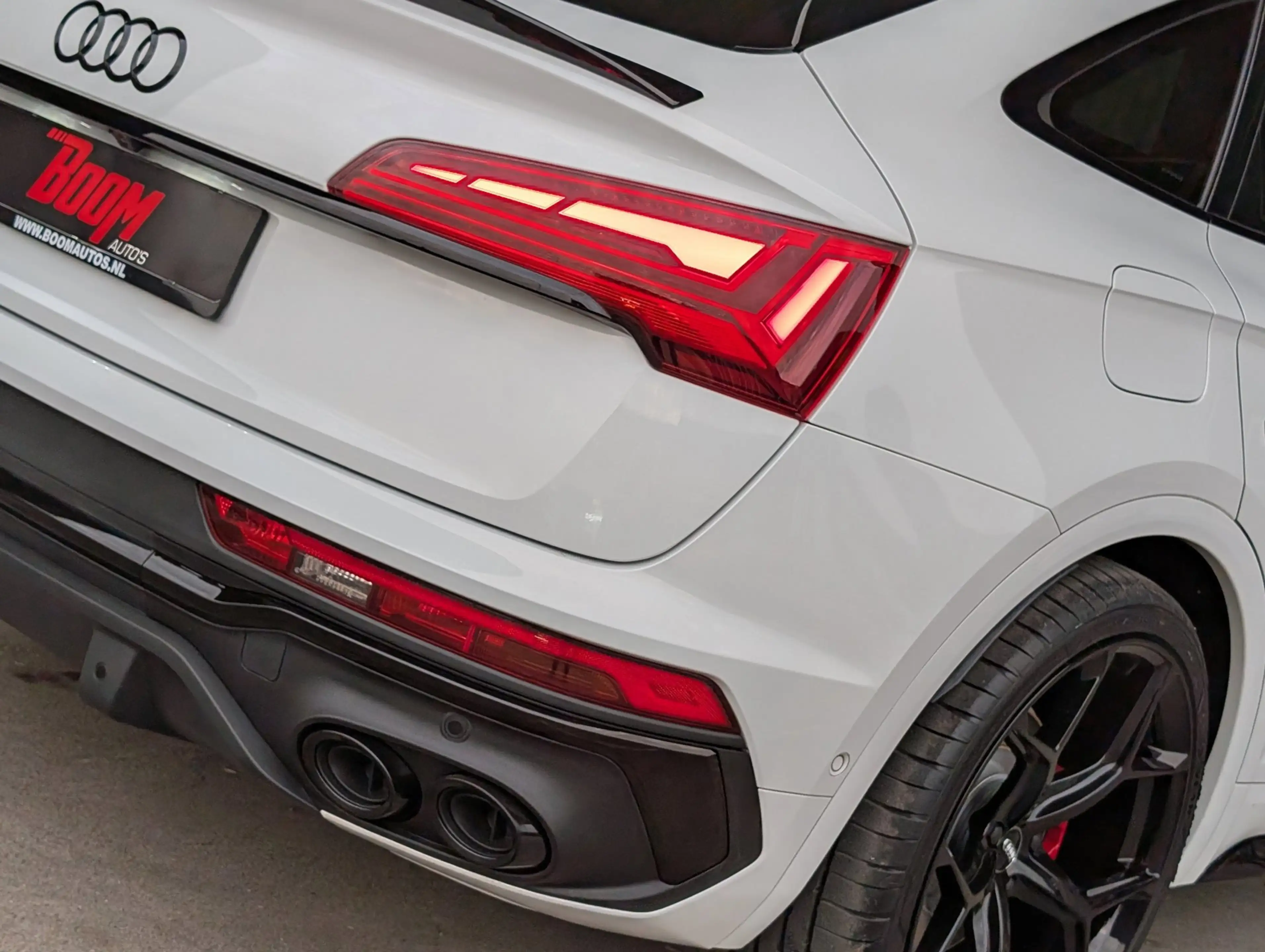 Audi Q5 Sportback 50 TFSI e S edition Competition SQ5 Stij — photo 6