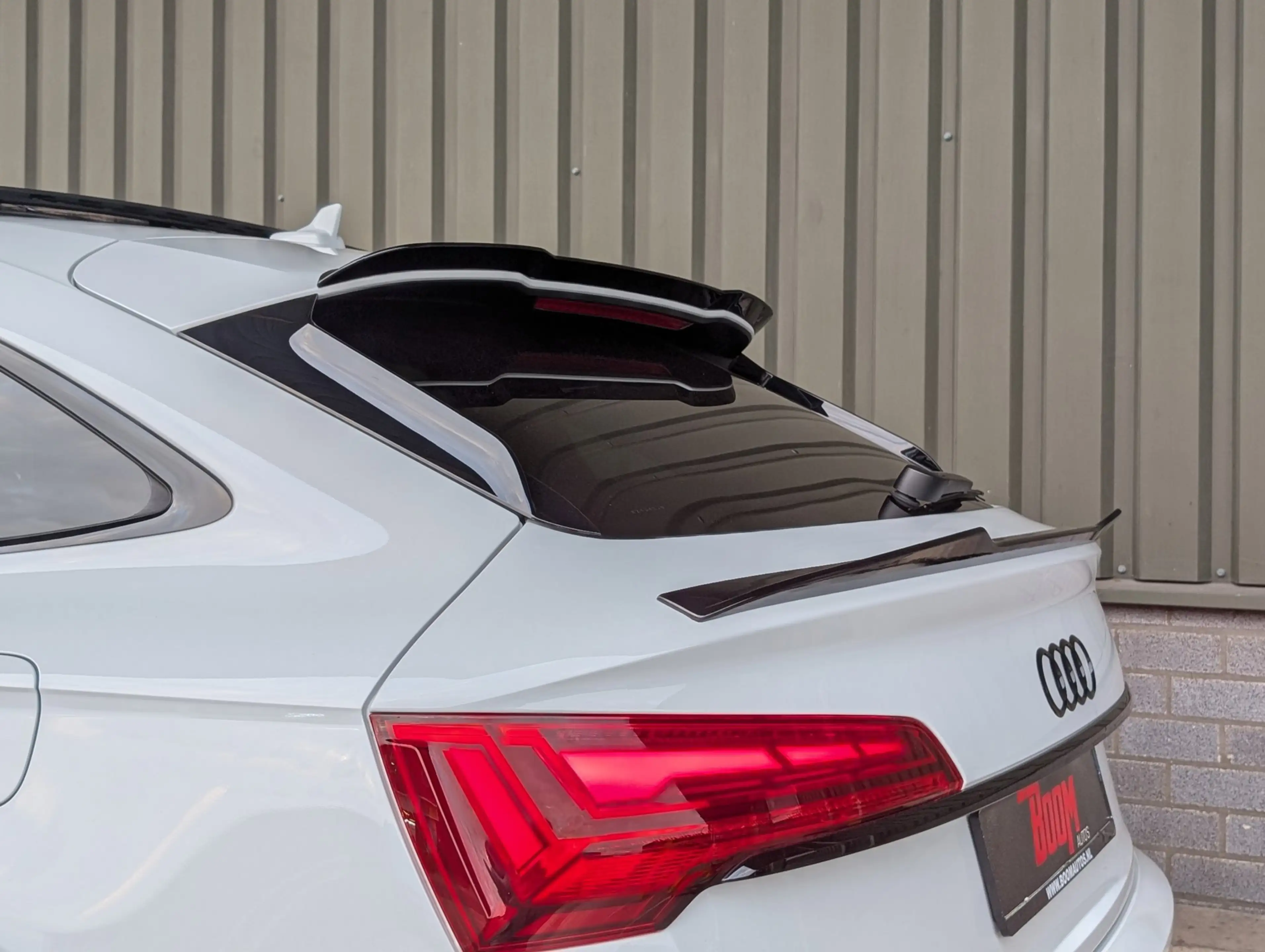 Audi Q5 Sportback 50 TFSI e S edition Competition SQ5 Stij — photo 20