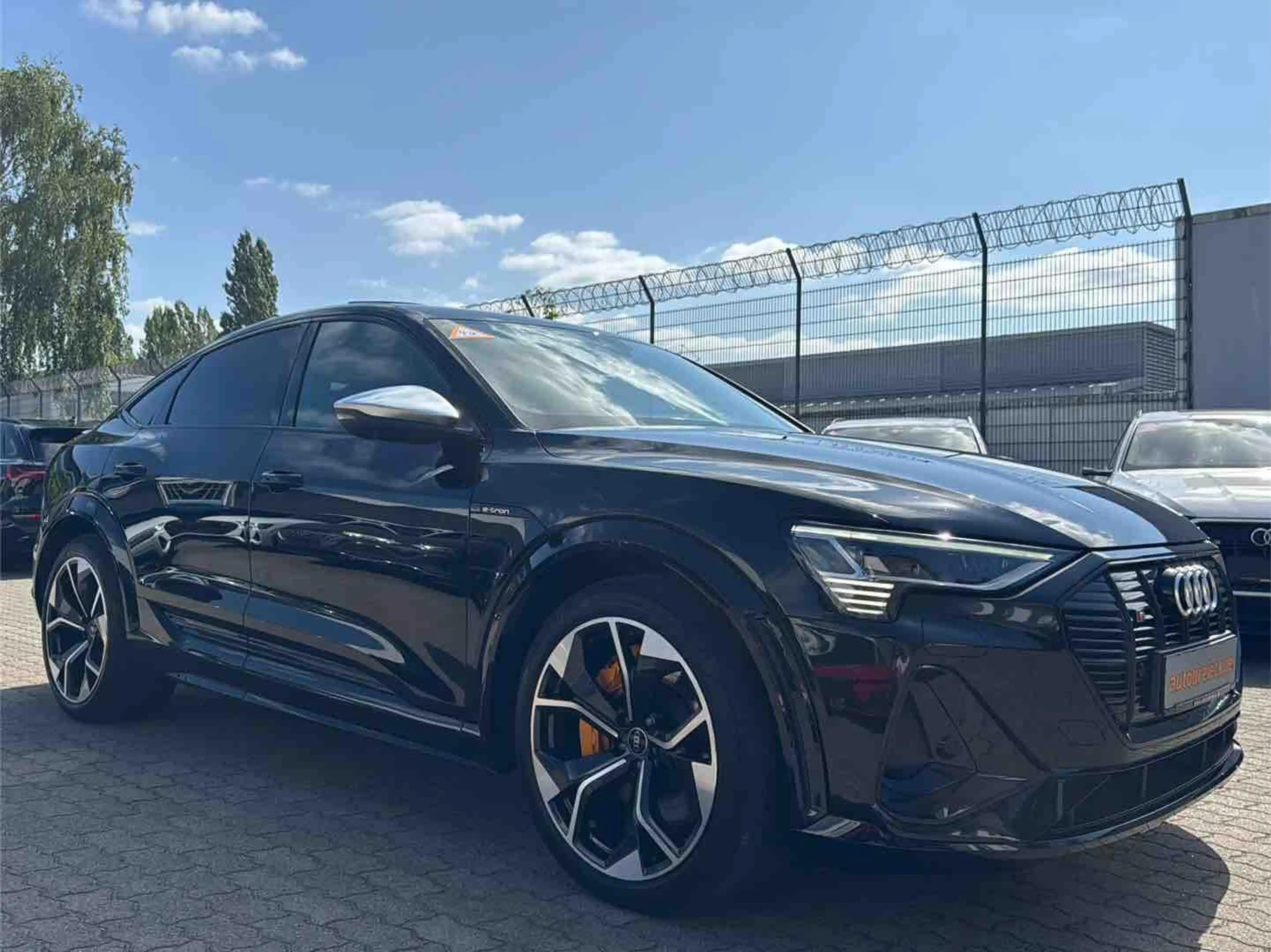 Audi e-tron Sportback S ACC AHK HuD PANO S-SITZE B&O — photo 5