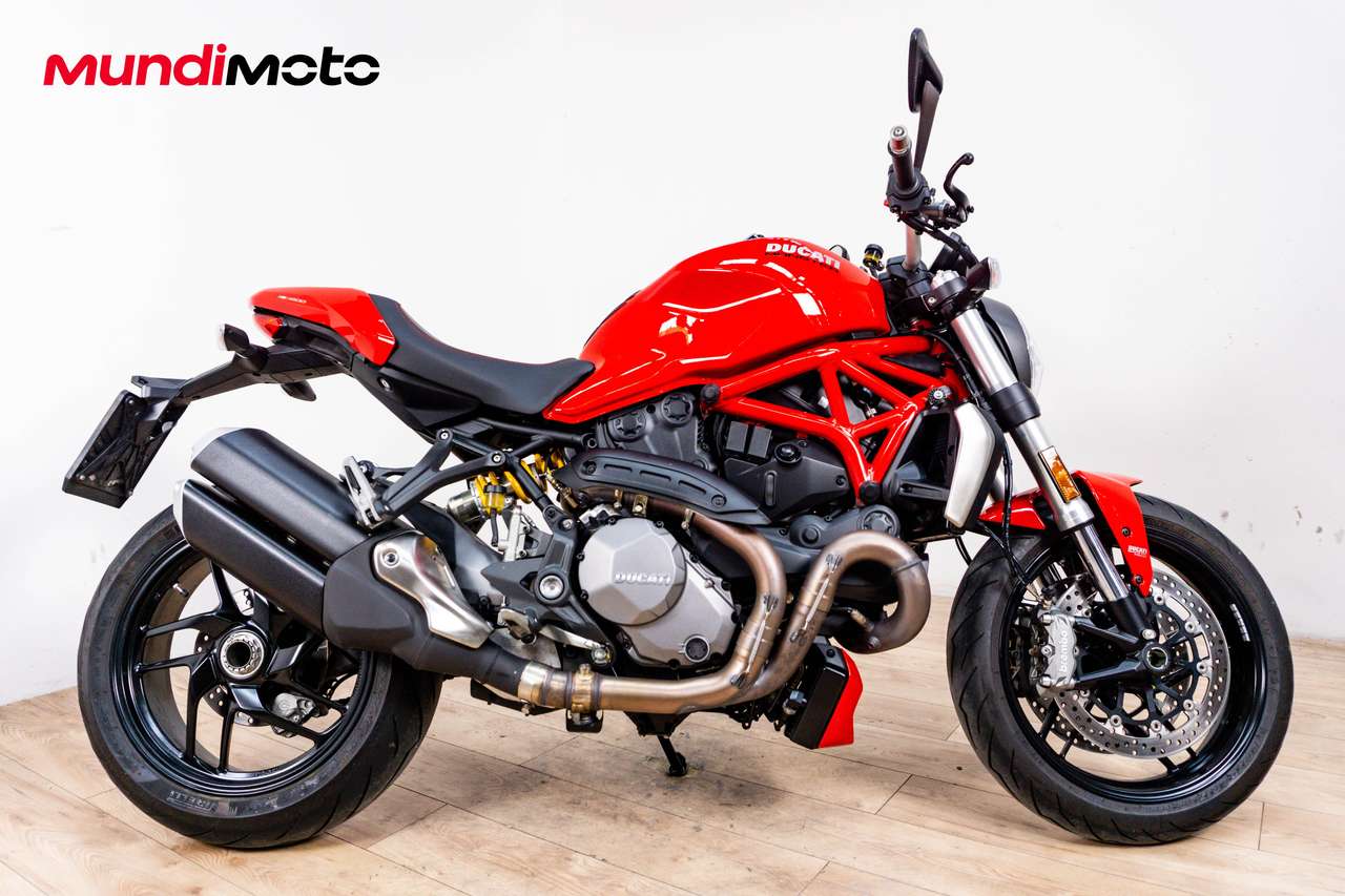 Ducati Monster 1200