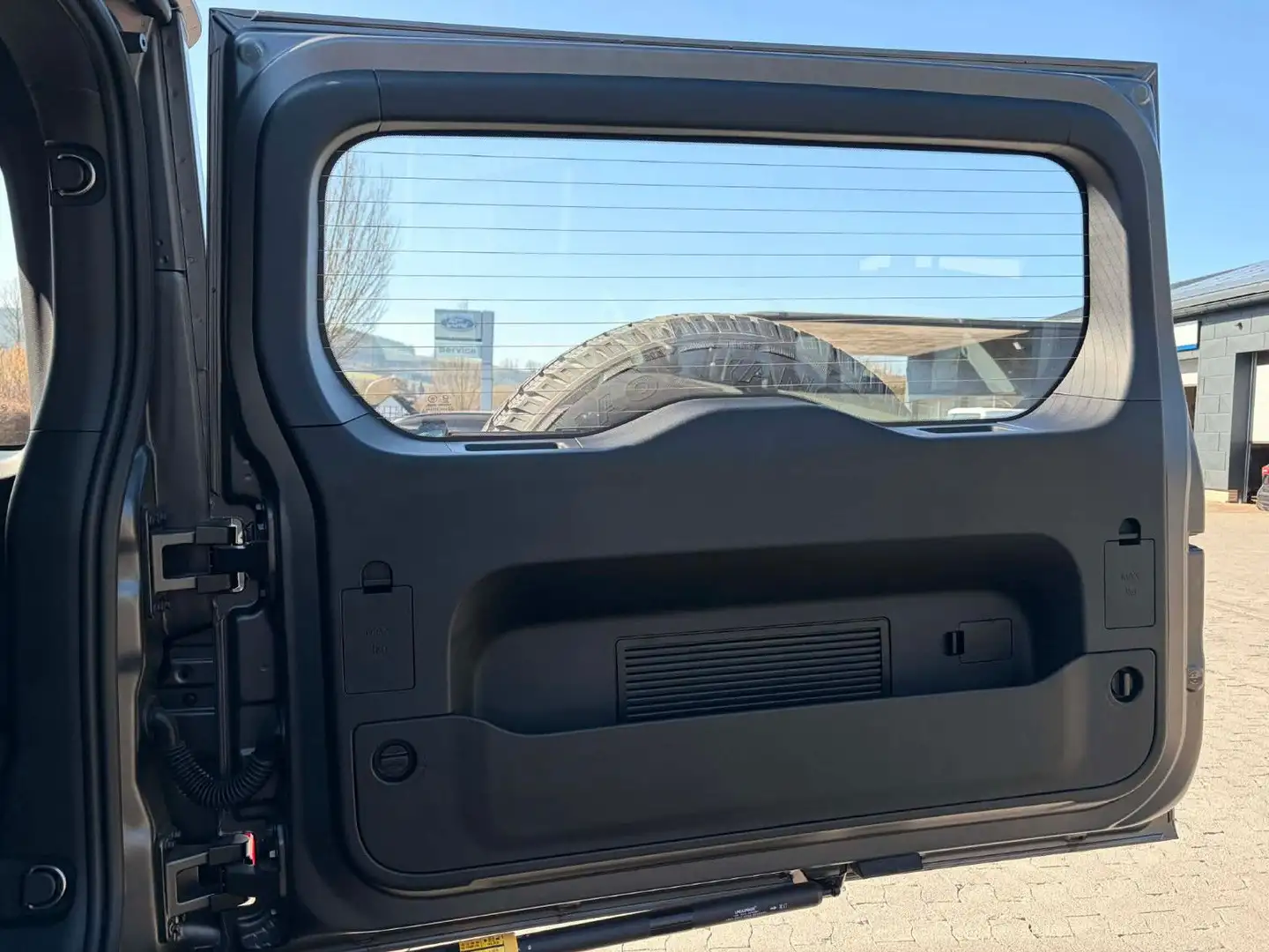 BAW 212 Offroader LED Seilwinde Leder 2.0 Automatik Schwarz - 2