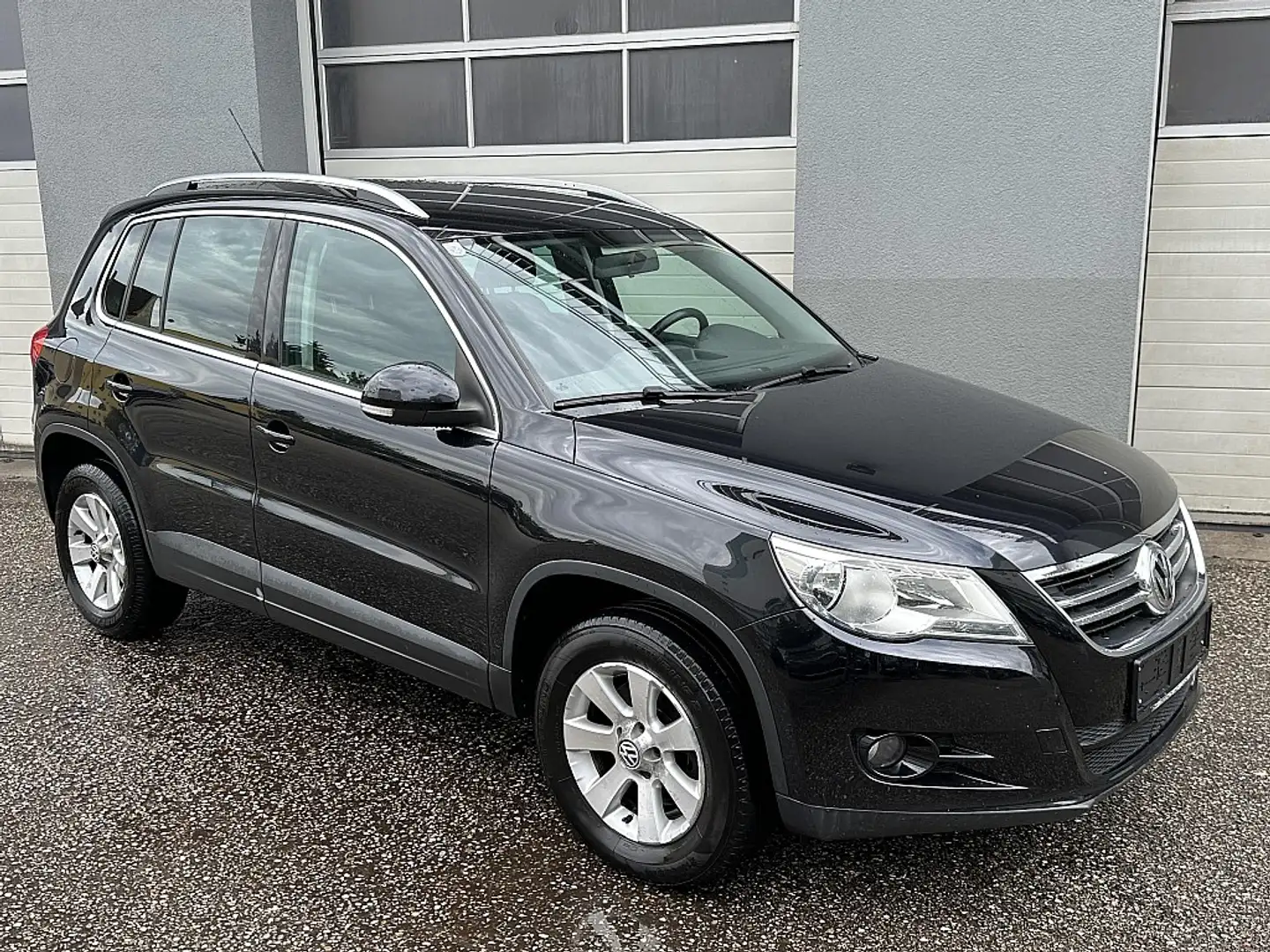 Volkswagen Tiguan 2,0 TDI 4Motion Sport&Style Schwarz - 2