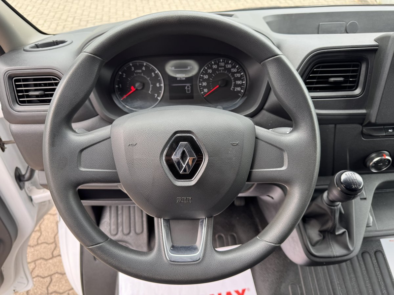 Renault Master 3,3t dCi 135  L2H2 — photo 15