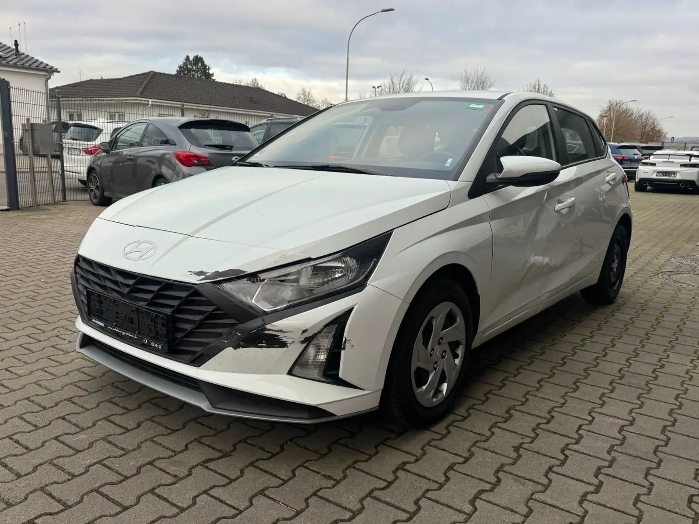 Hyundai i20 Select 5-trg *KLIMA*KAMERA*TEMPOMAT* Blanc - 1
