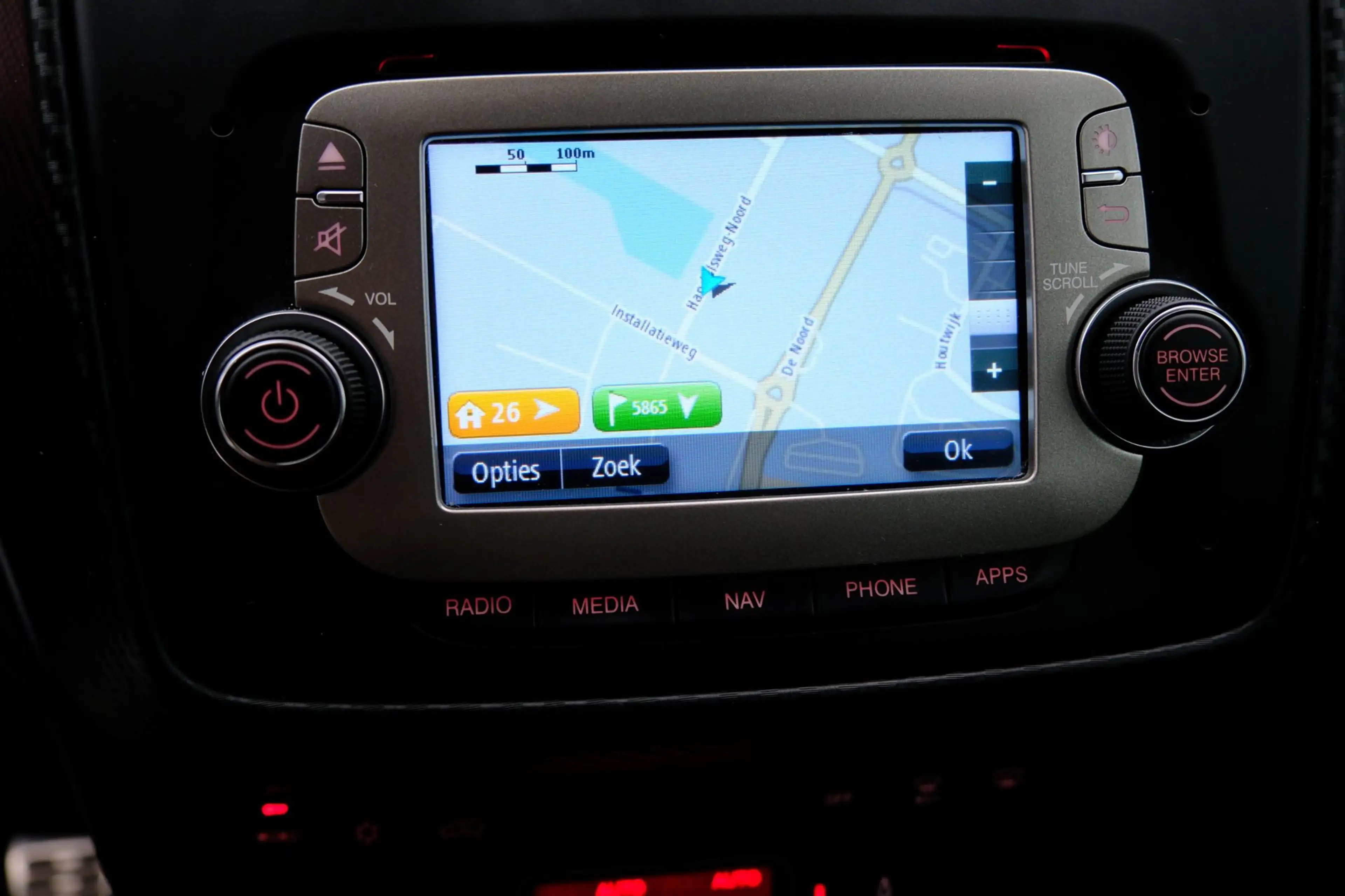 Alfa Romeo MiTo 0.9 TwinAir ECO Super Navi|Clima|LMV — photo 13