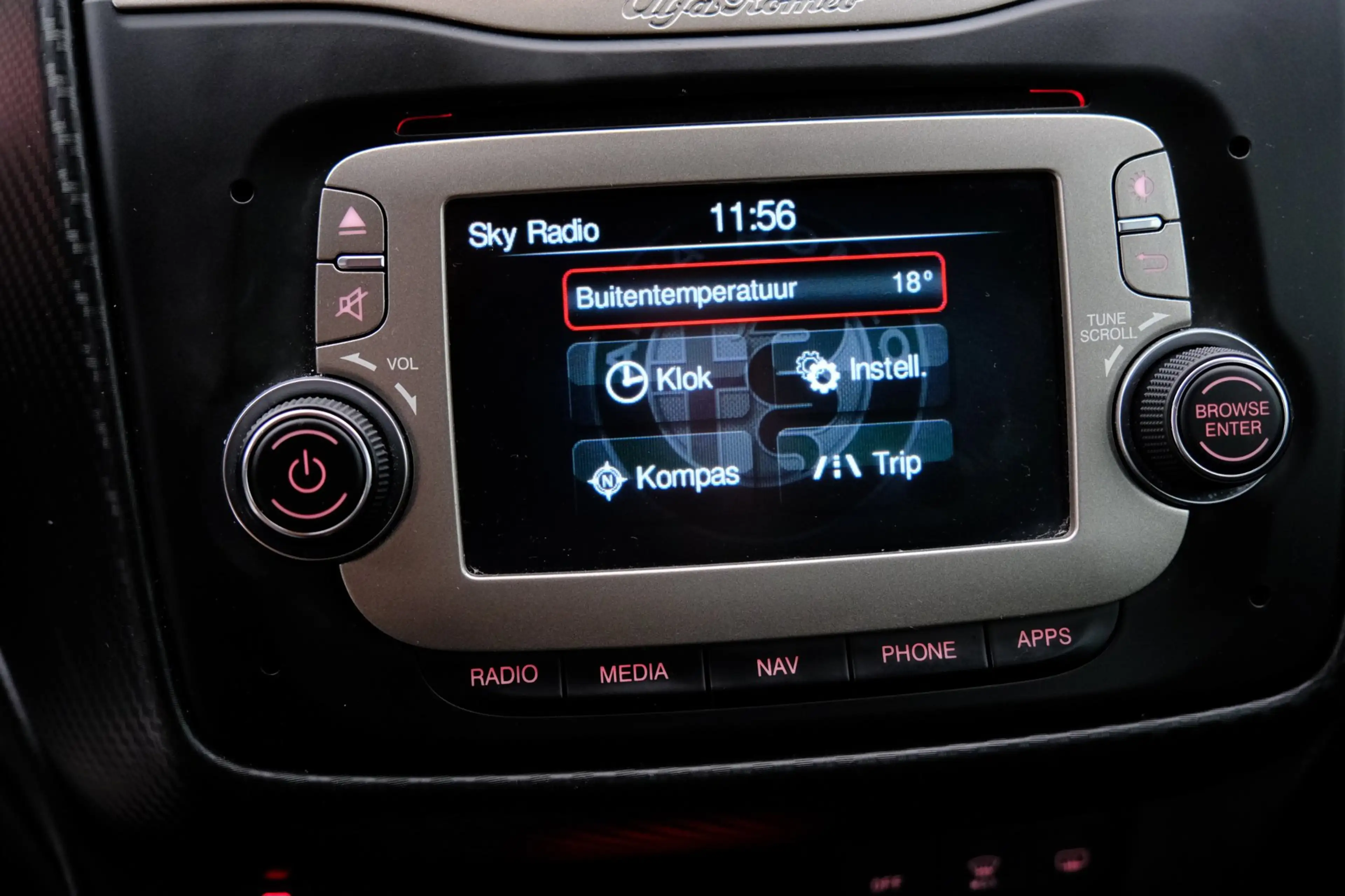 Alfa Romeo MiTo 0.9 TwinAir ECO Super Navi|Clima|LMV — photo 16