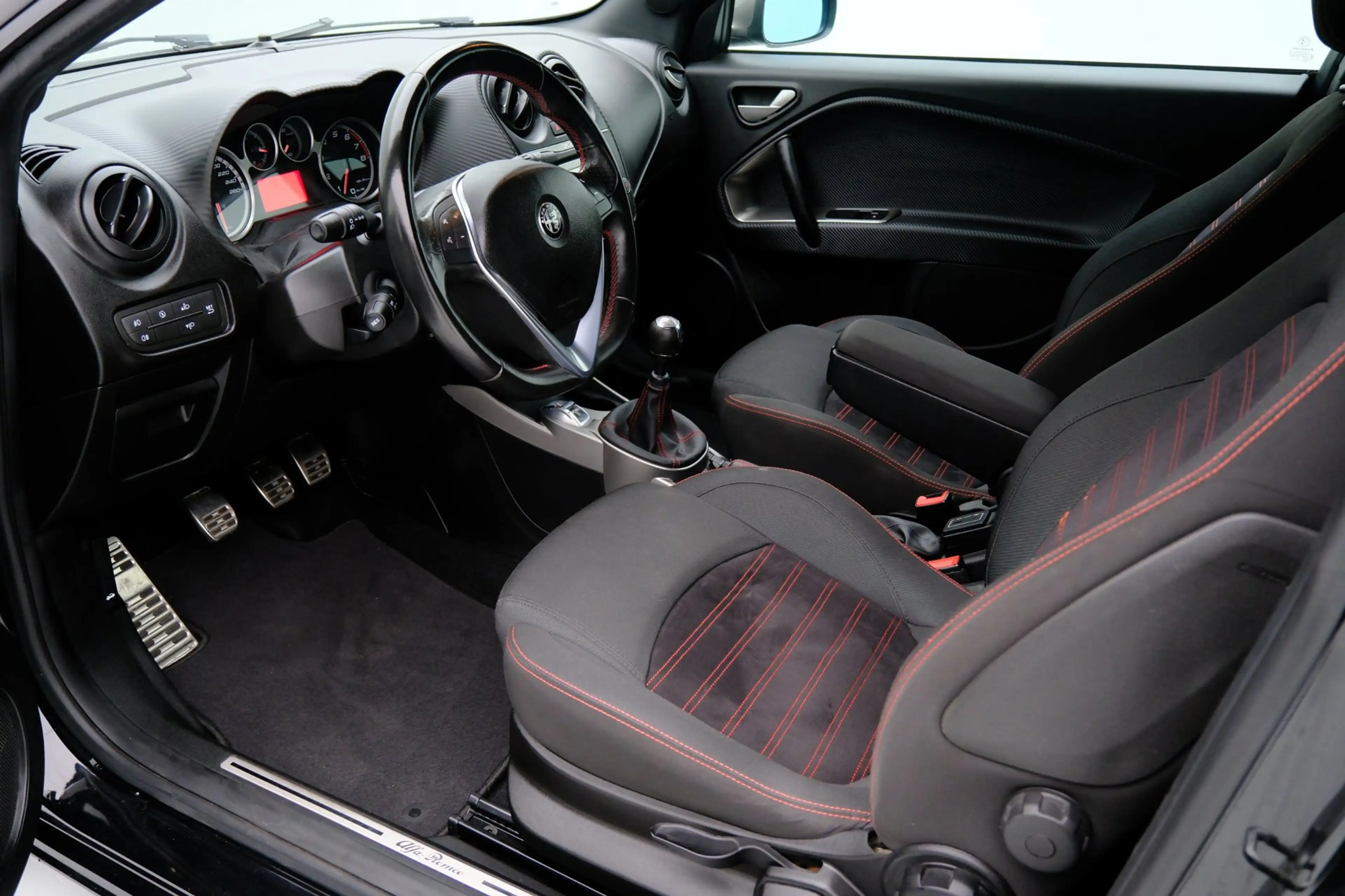 Alfa Romeo MiTo 0.9 TwinAir ECO Super Navi|Clima|LMV — photo 2