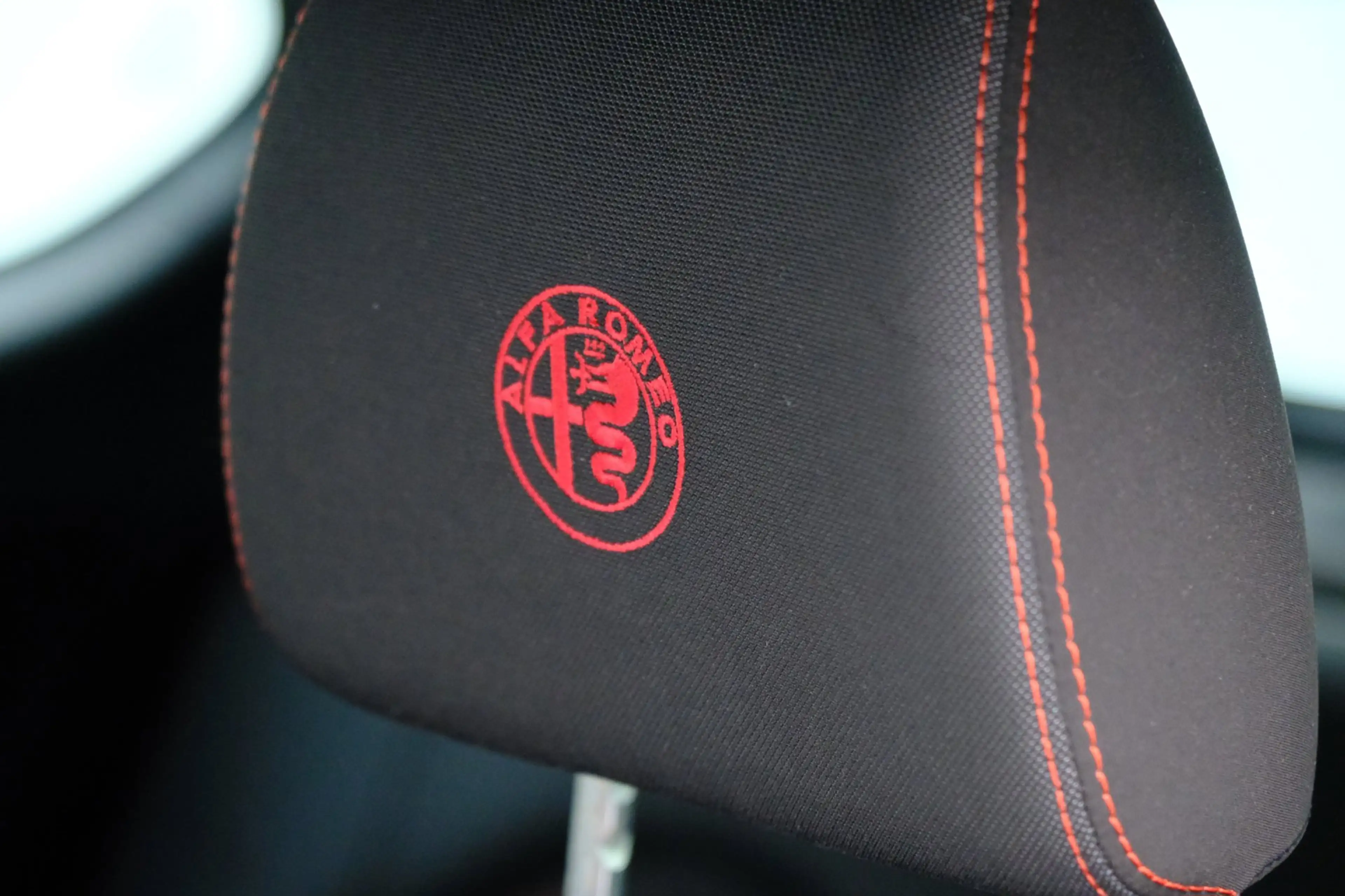 Alfa Romeo MiTo 0.9 TwinAir ECO Super Navi|Clima|LMV — photo 20