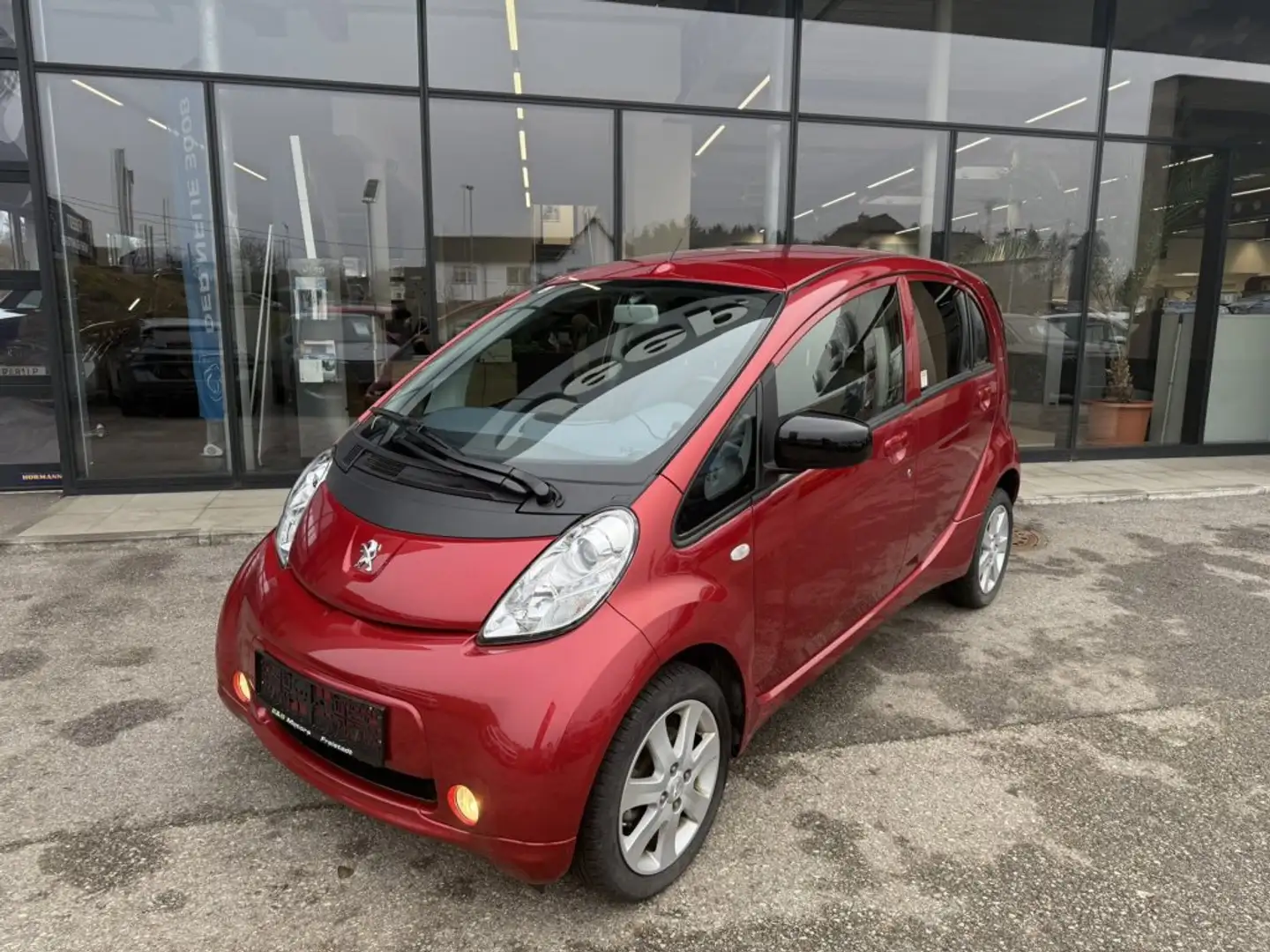 Peugeot iOn 16kWh Active Rot - 1