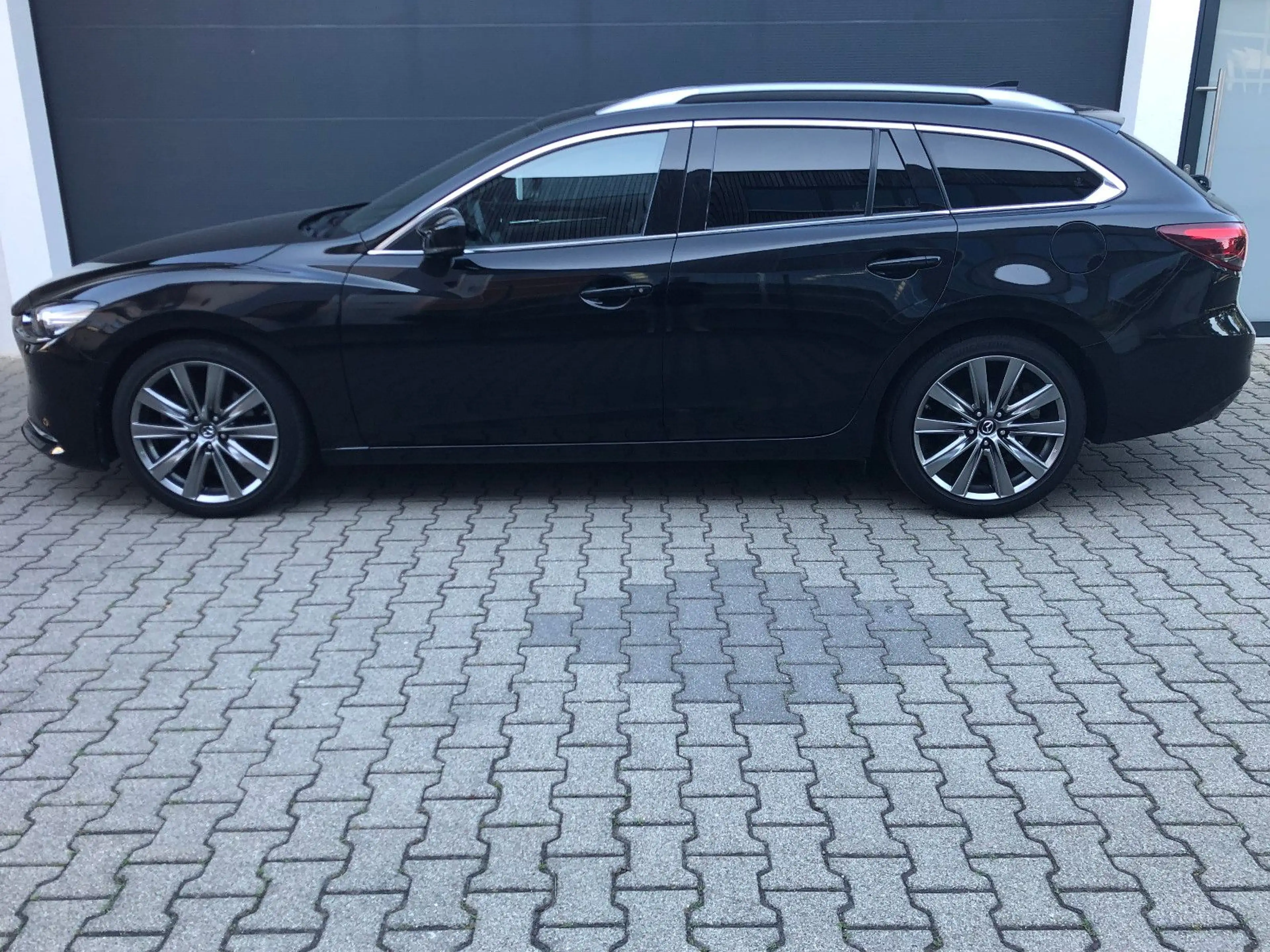 Mazda 6 Kombi Sports-Line LED Leder 360° Kam Bose Navi — photo 8