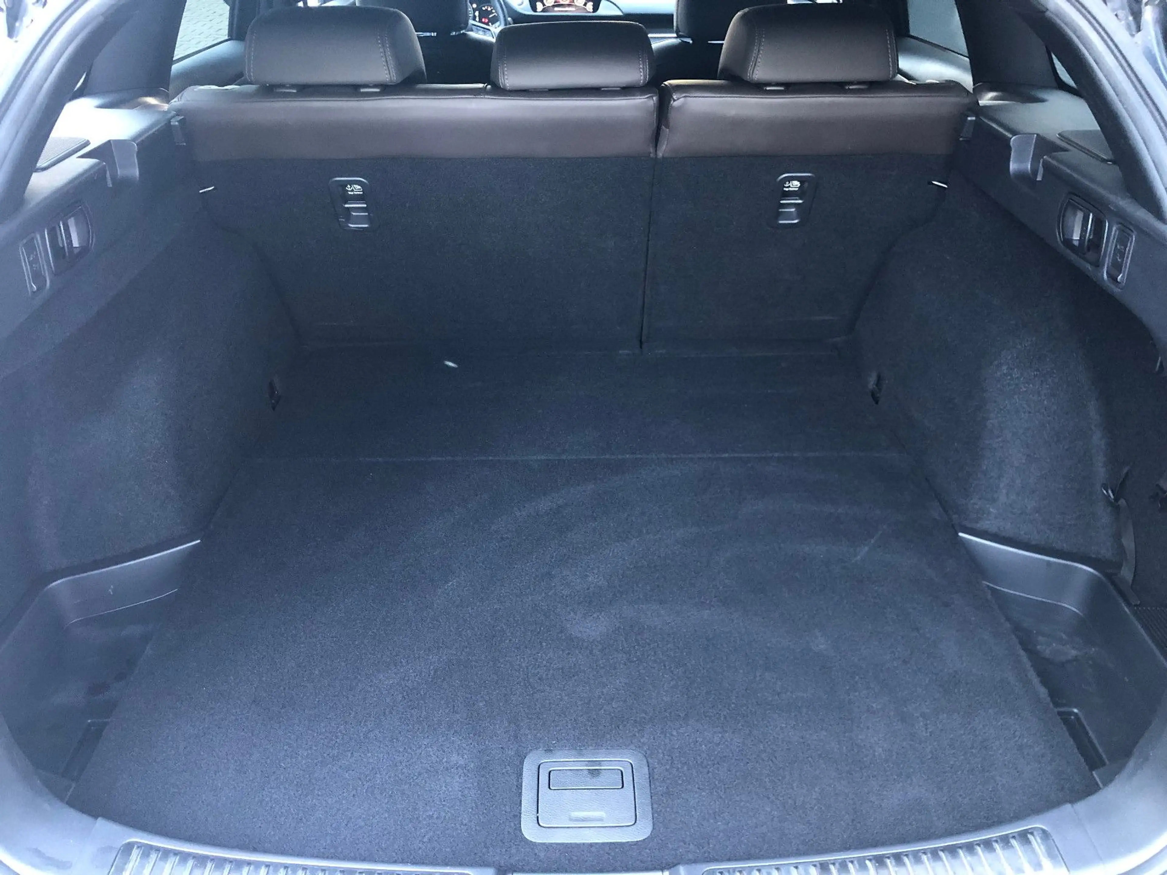 Mazda 6 Kombi Sports-Line LED Leder 360° Kam Bose Navi — photo 13