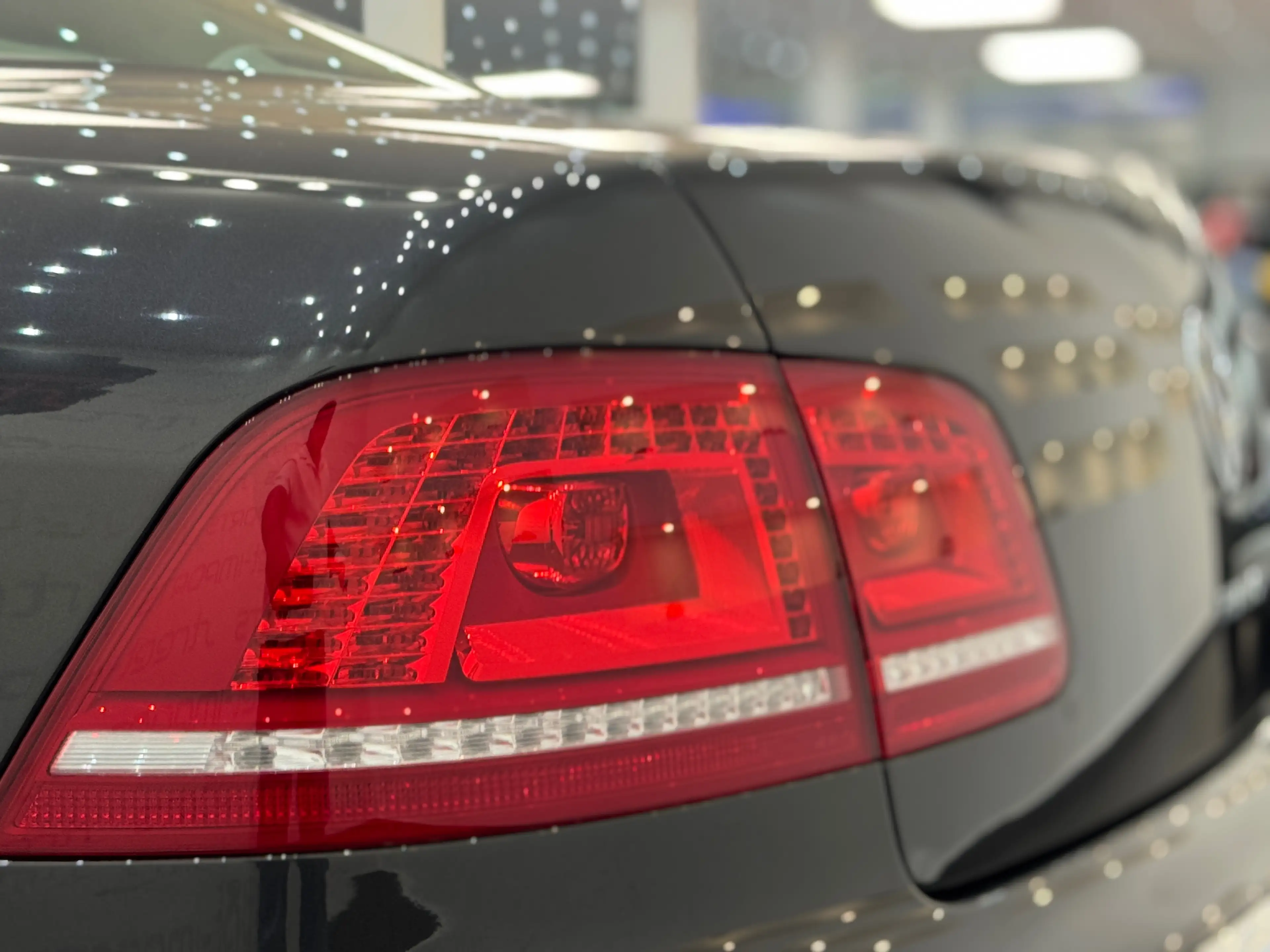 Volkswagen Phaeton V6 TDI 5-Sitzer 4Motion — photo 12