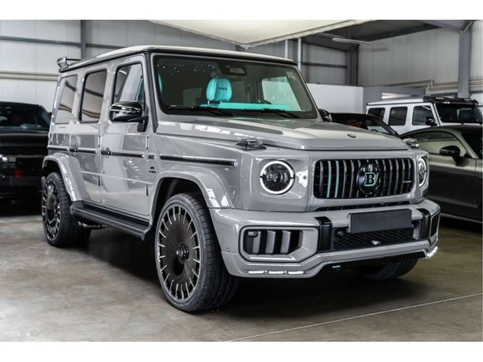 벤츠 G-Class G 63 AMG 2026 회색 사진 2