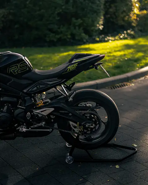 Triumph Street Triple 765 - foto 4